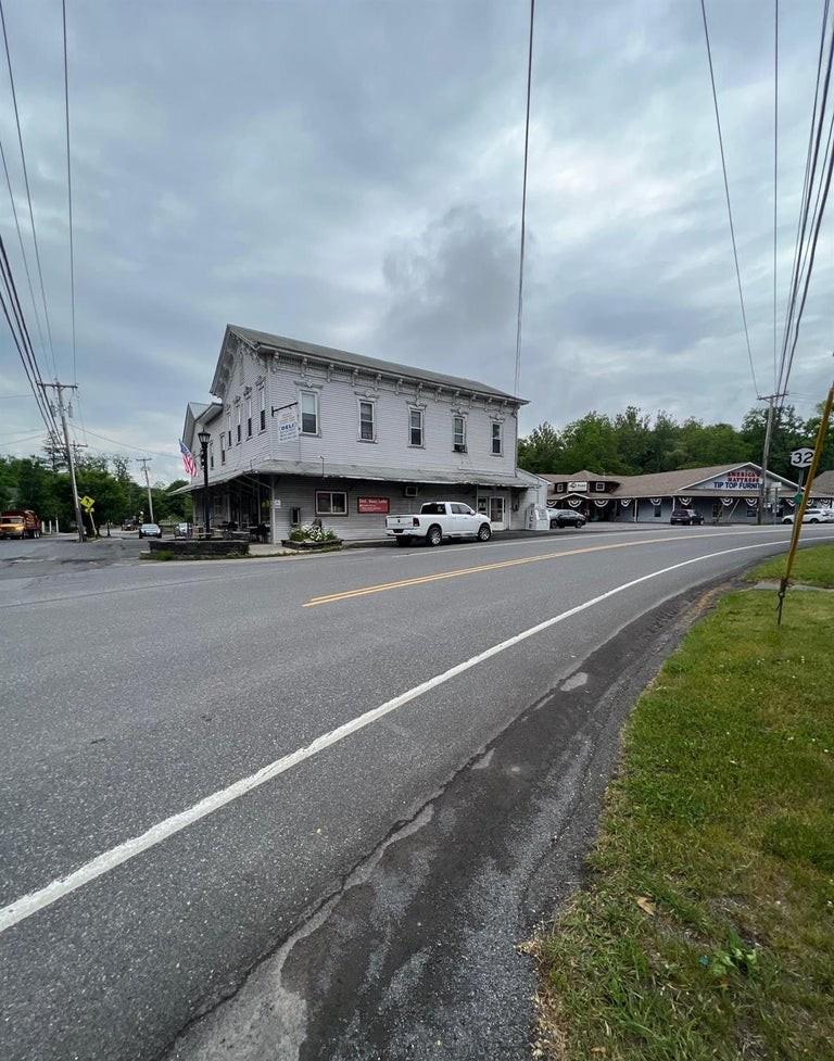 #18 photo, 3652 Route 67, Greenville , NY 12431