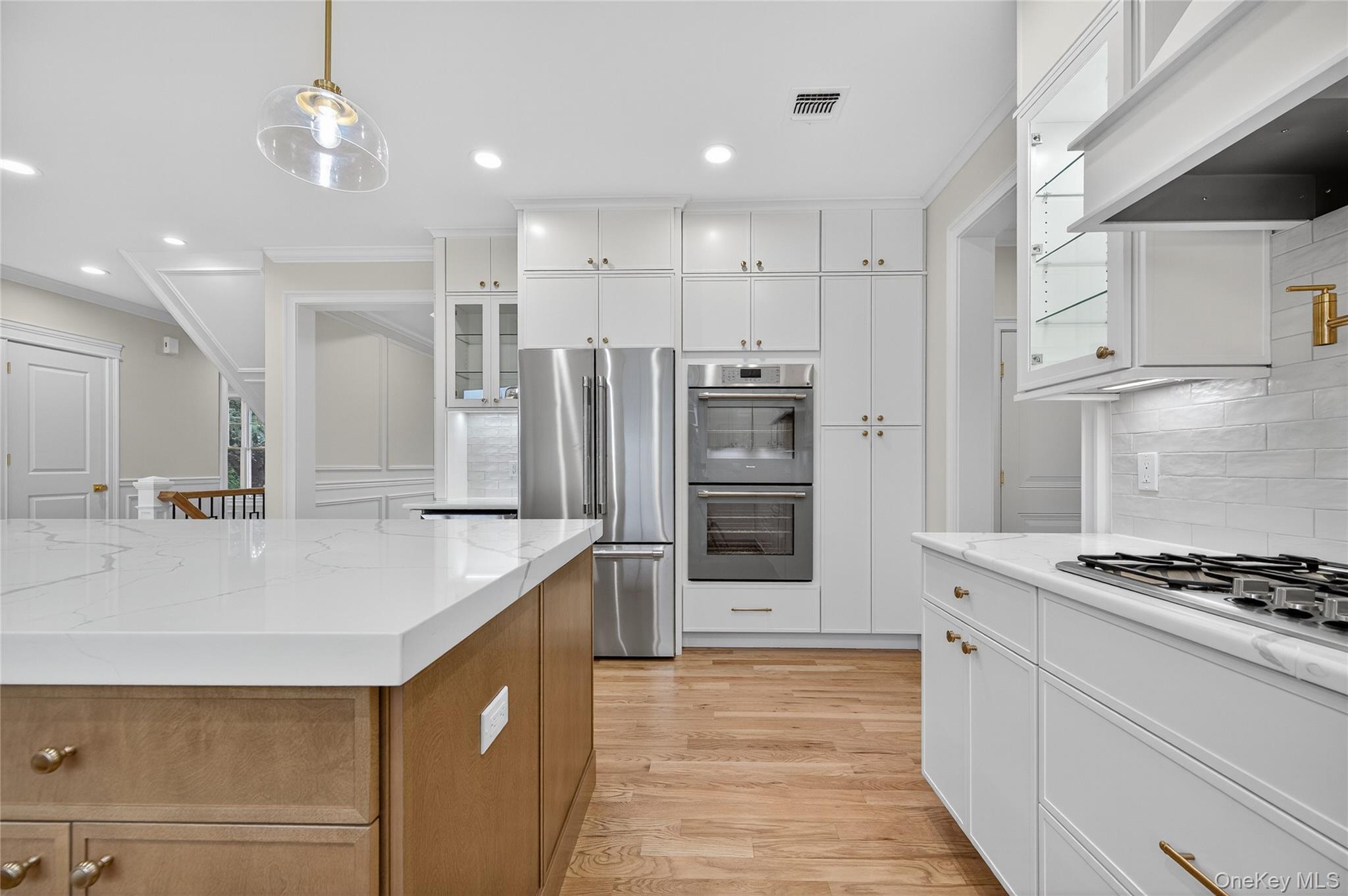 #13 photo, 229 Brixton Road, ナッソー郡 Garden City , NY 11530