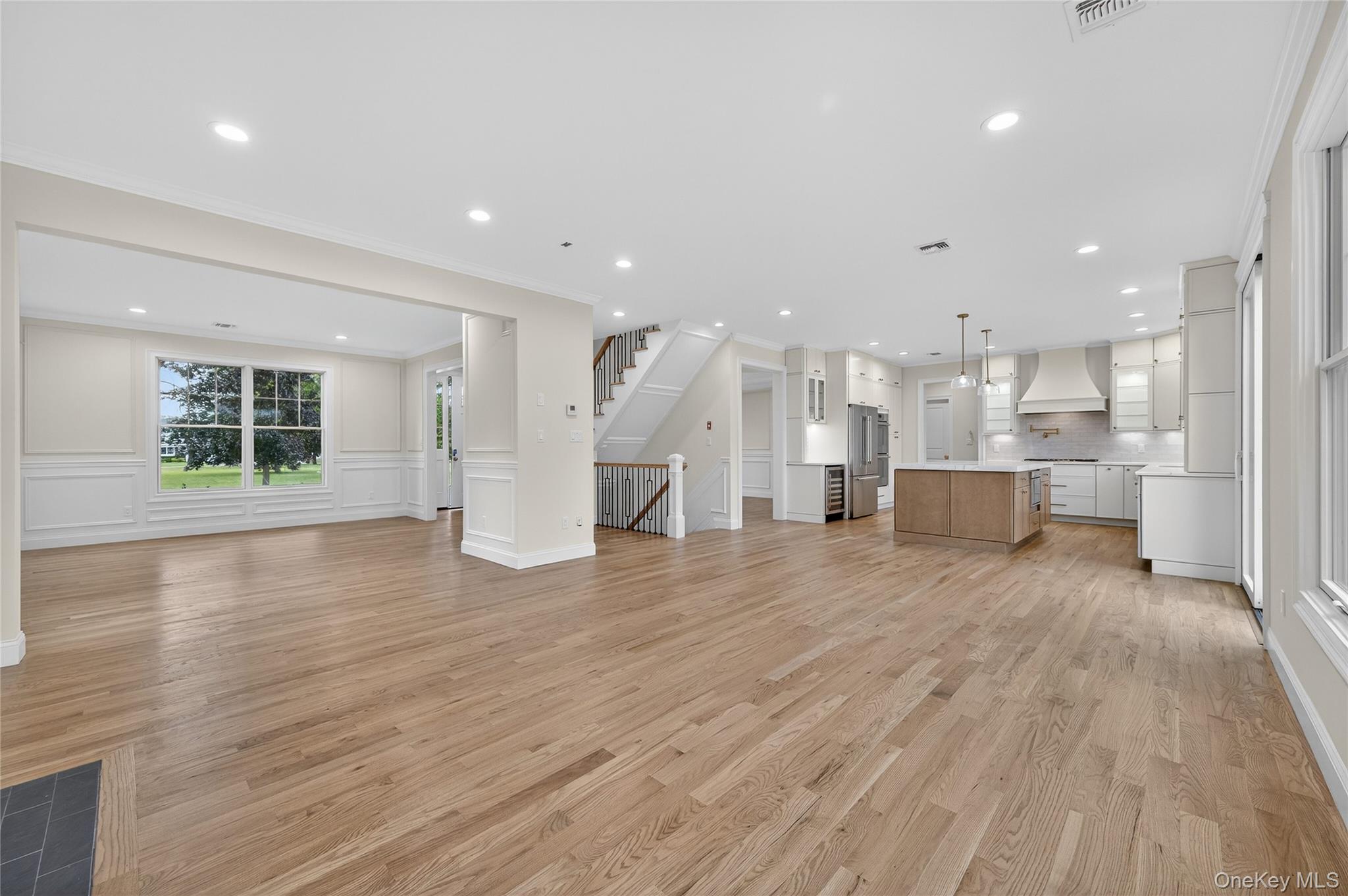 #4 photo, 229 Brixton Road, ナッソー郡 Garden City , NY 11530