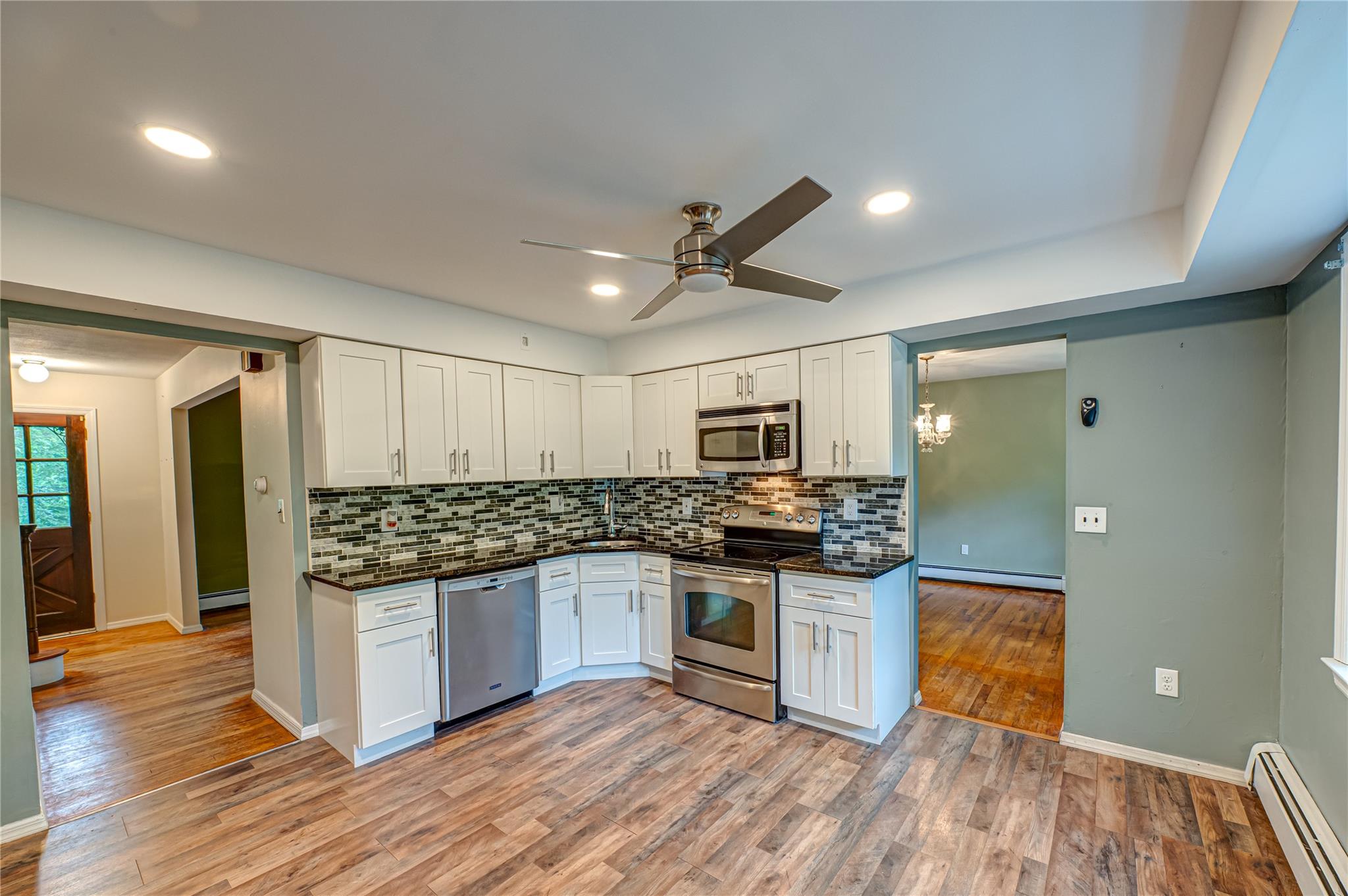 #4 photo, 10 Valentine Road, サフォーク郡 Shoreham , NY 11786