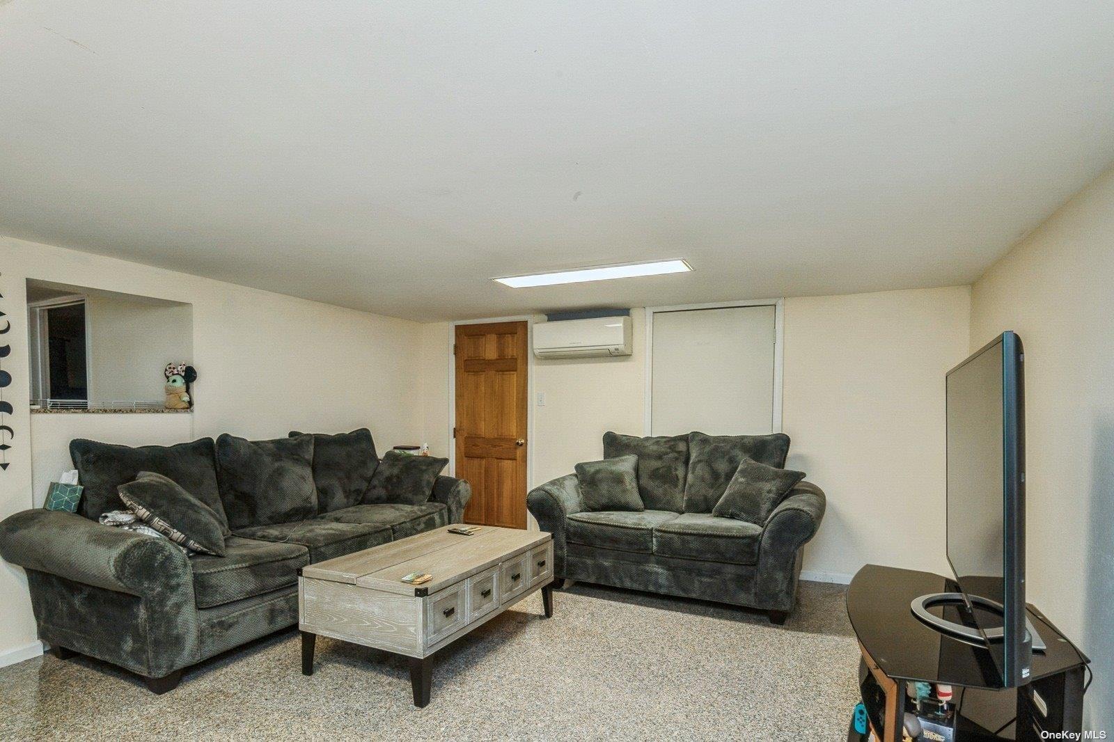 #16 photo, 2 Godfrey Lane, サフォーク郡 Huntington , NY 11743