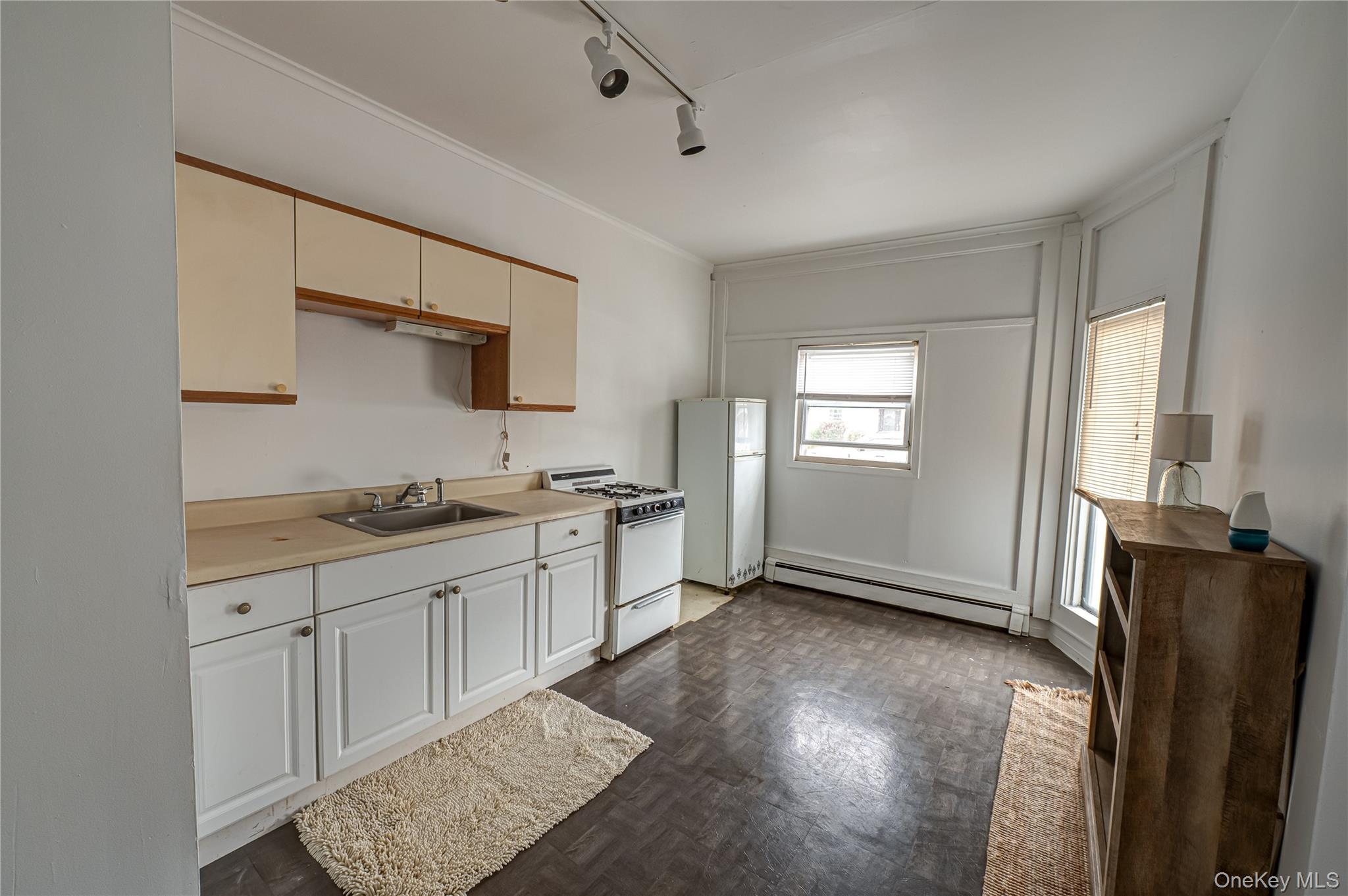 #6 photo, 284 4th Avenue, サフォーク郡 Bay Shore , NY 11706