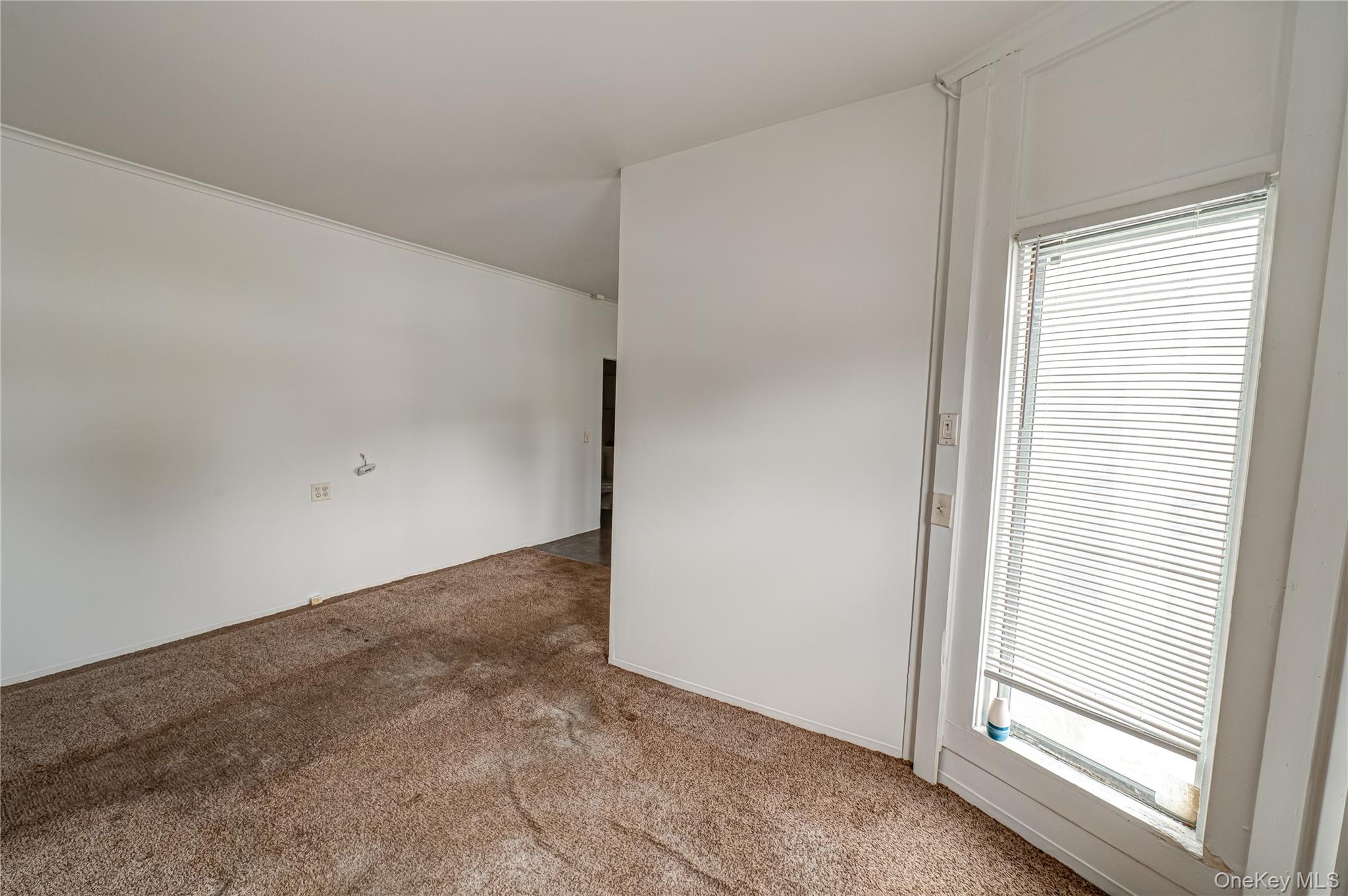 #9 photo, 284 4th Avenue, サフォーク郡 Bay Shore , NY 11706