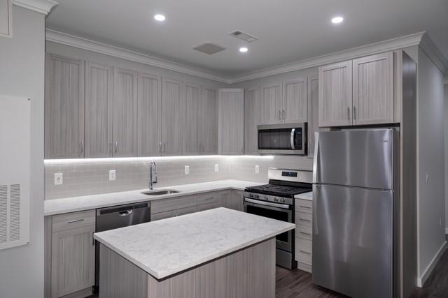 #2 photo, 119 Searing Avenue, ナッソー郡 Mineola , NY 11501