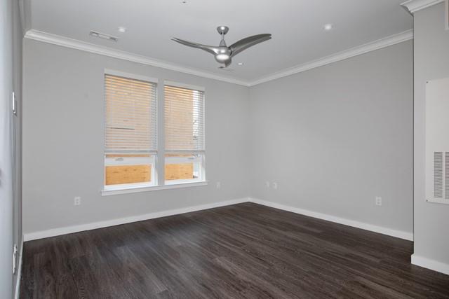 #3 photo, 119 Searing Avenue, ナッソー郡 Mineola , NY 11501