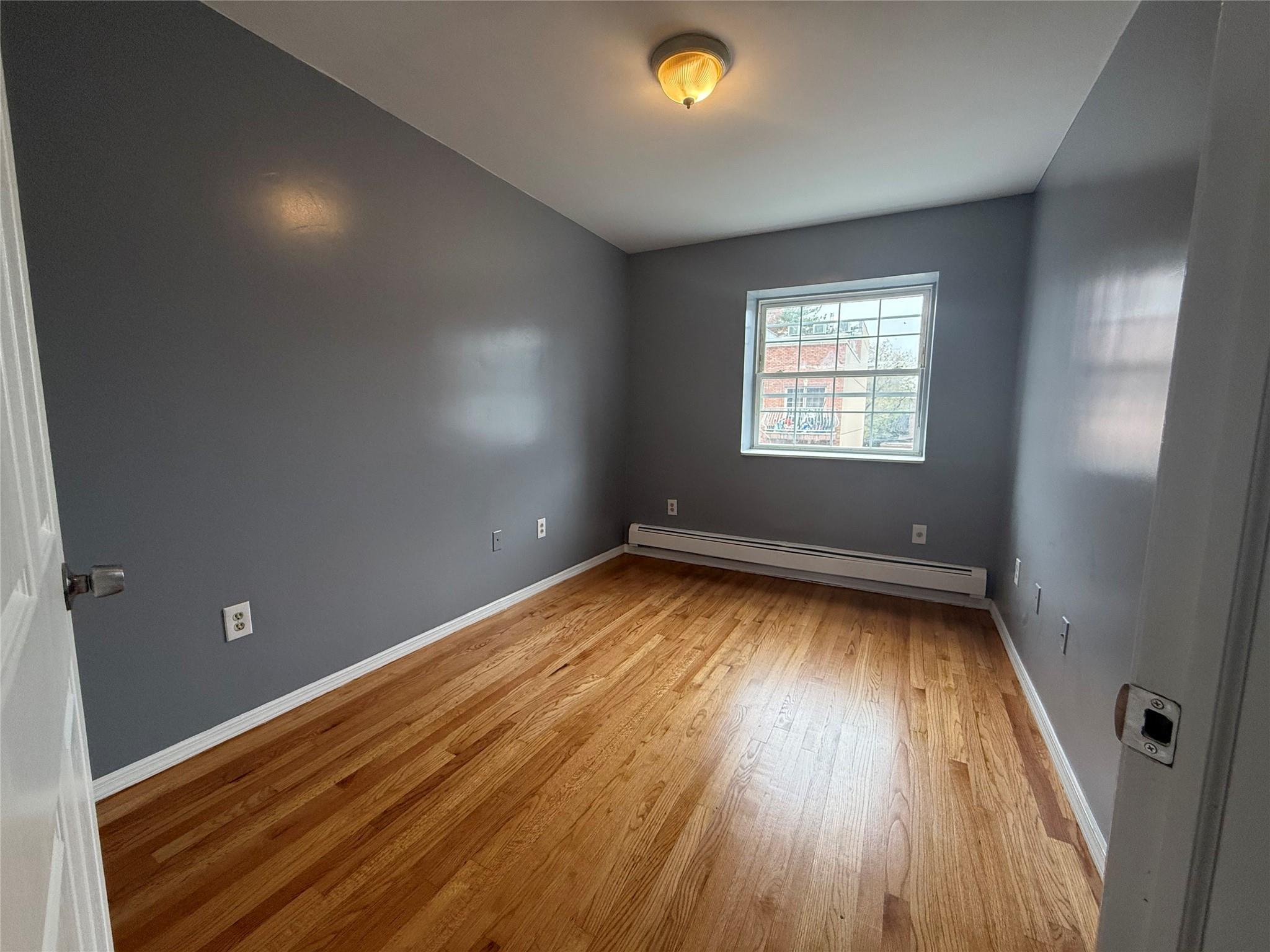 #2 photo, 35-24 108 Street, クイーンズ区 Corona , NY 11368