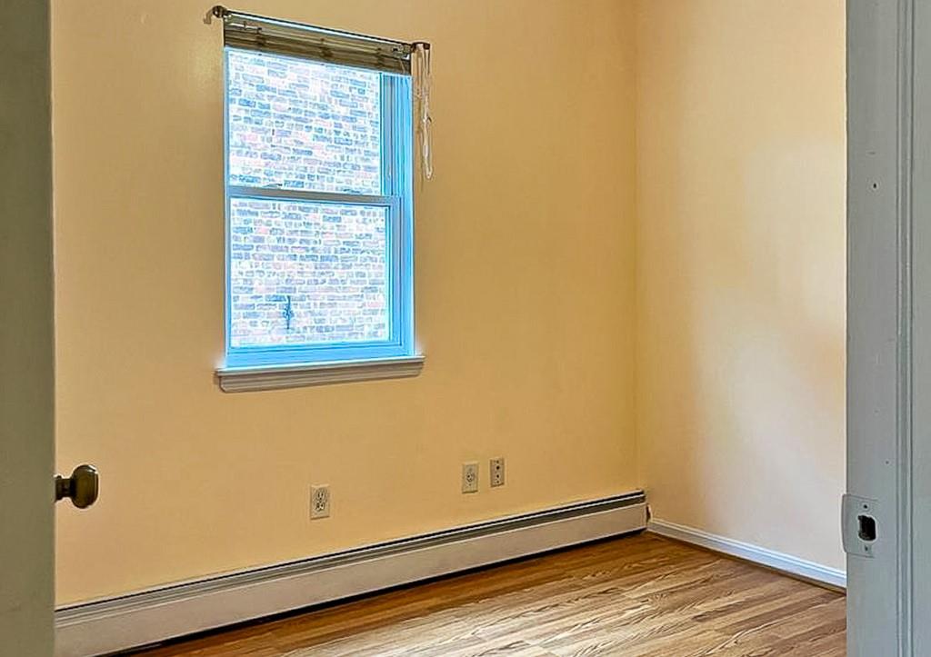 #8 photo, 1377 Teller Avenue, برونكس Bronx , NY 10456