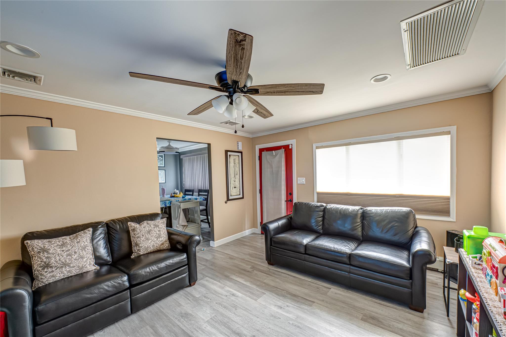 #10 photo, 1144 Martinstein Avenue, 東長島 海湾 Bay Shore , NY 11706