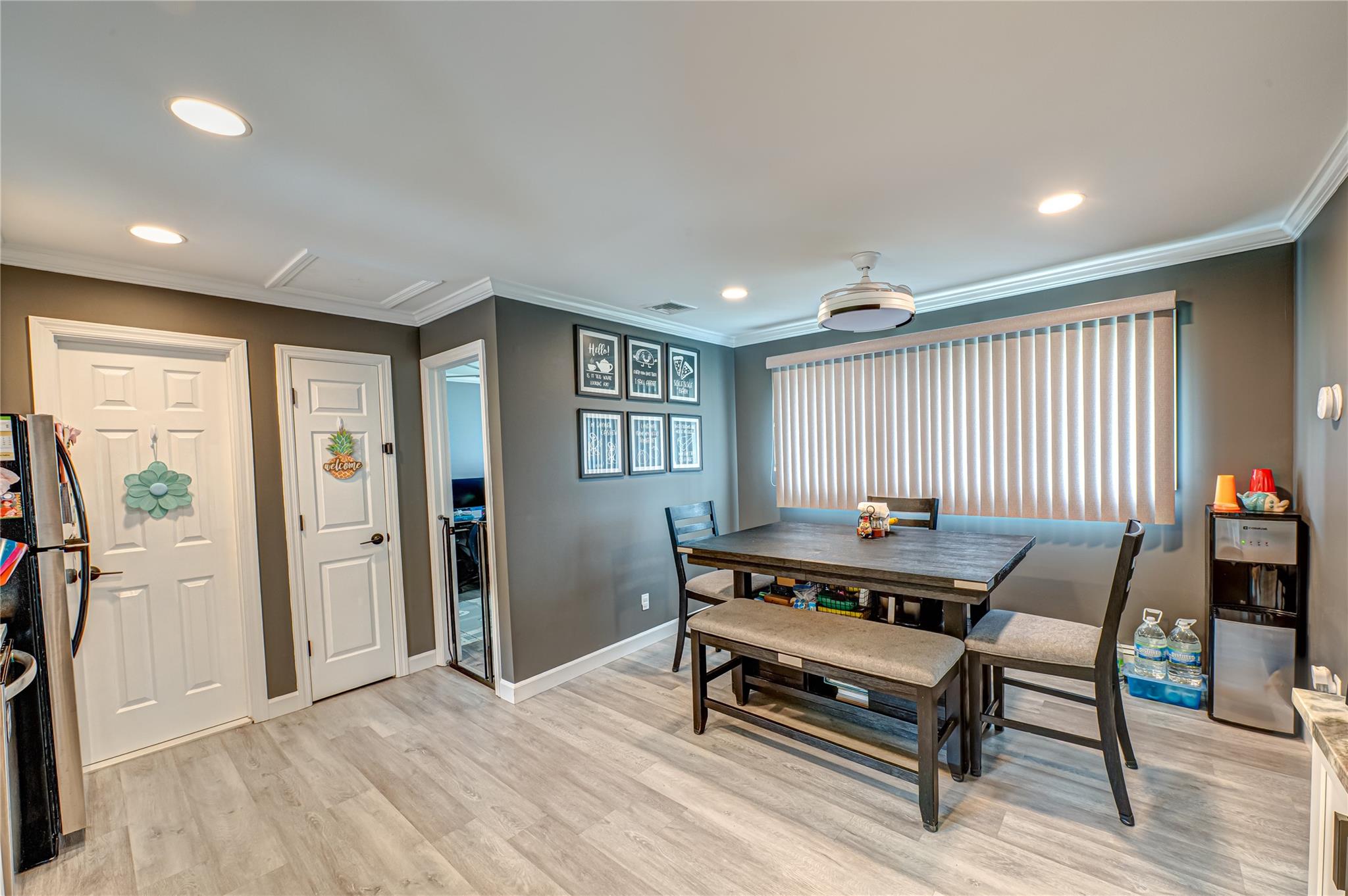 #15 photo, 1144 Martinstein Avenue, 東長島 海湾 Bay Shore , NY 11706