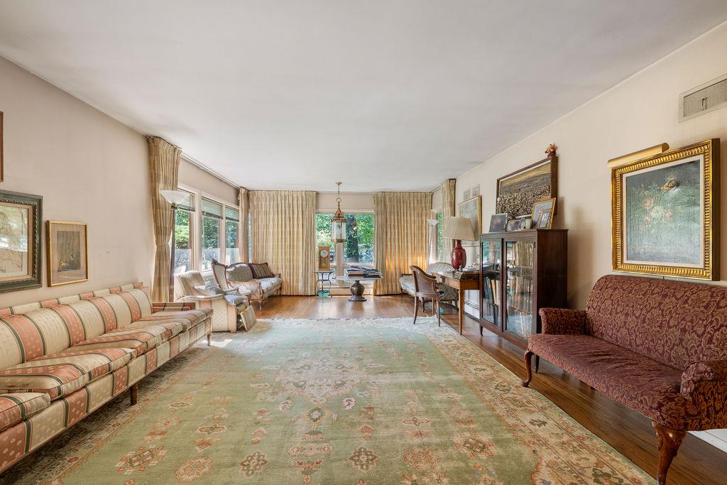 #13 photo, 10 Hilltop Place, Monsey , NY 10952