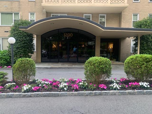 #1 photo, 1200 Midland, 布朗士 Bronxville , NY 10708