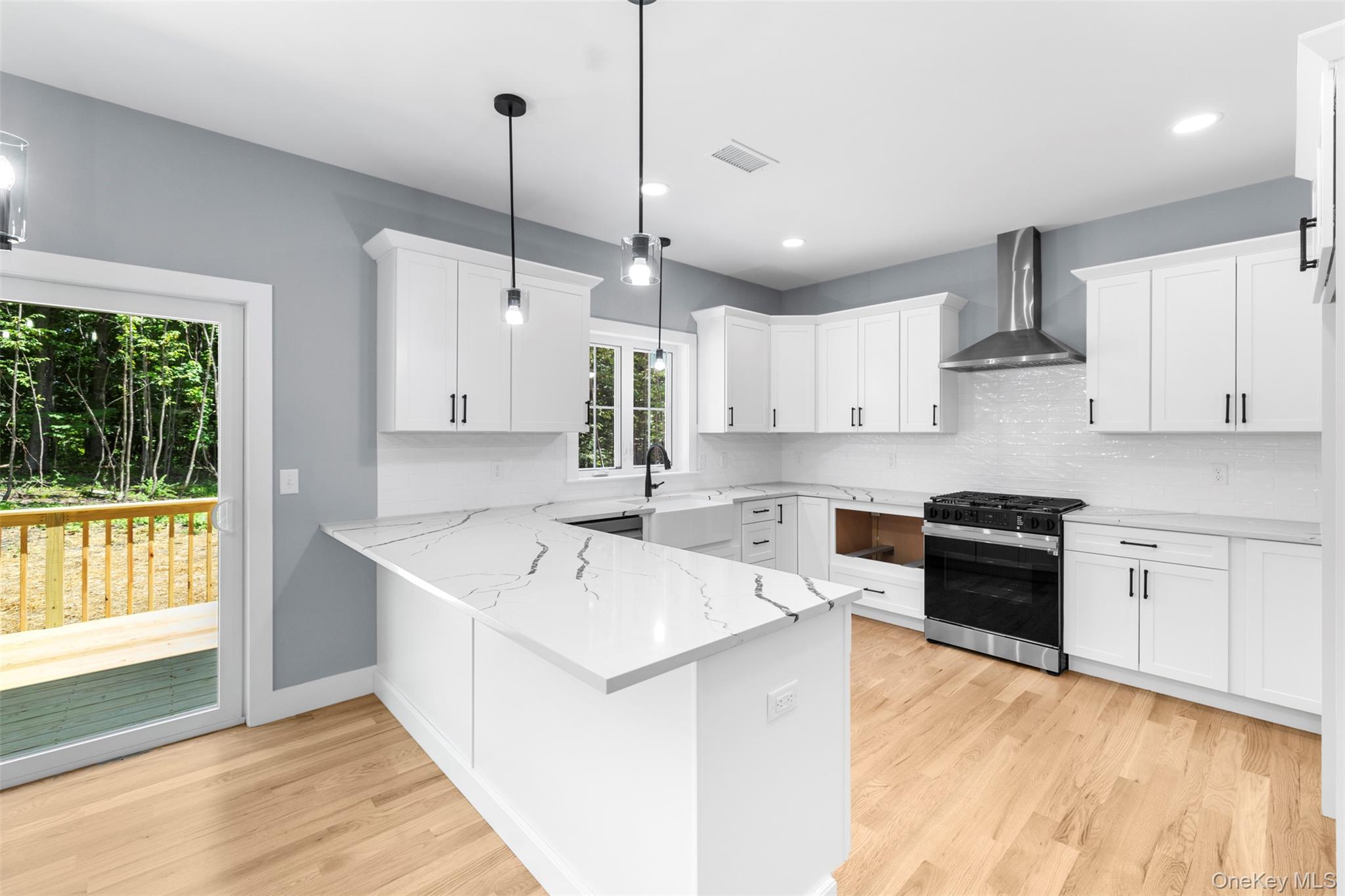 #19 photo, 264 Lybolt Road, Middletown , NY 10941