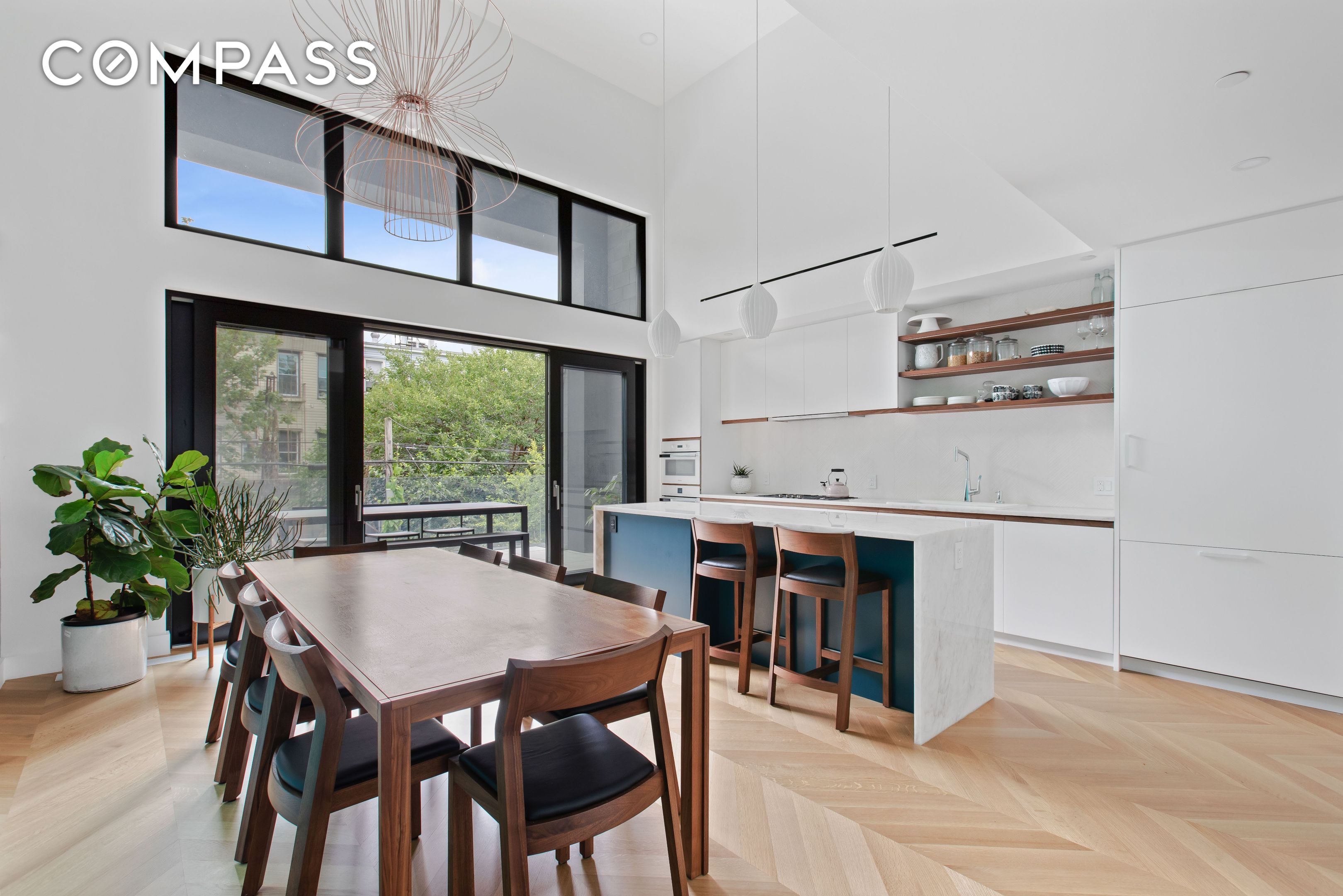 #4 photo, 42 Sharon Street, ブルックリン区 East Williamsburg , NY 11211