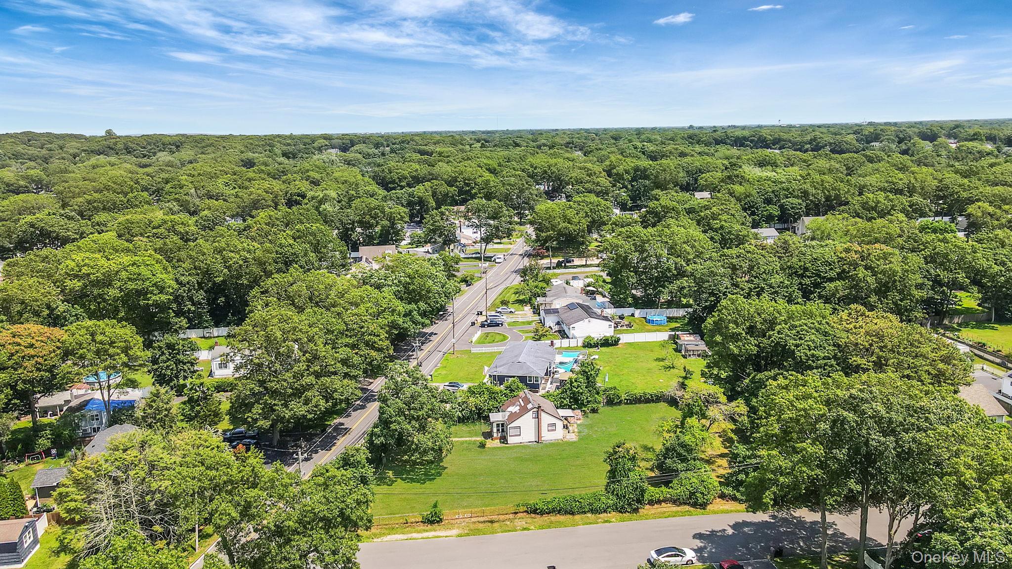 #11 photo, 318 A Johnson Avenue, Ronkonkoma , NY 11779