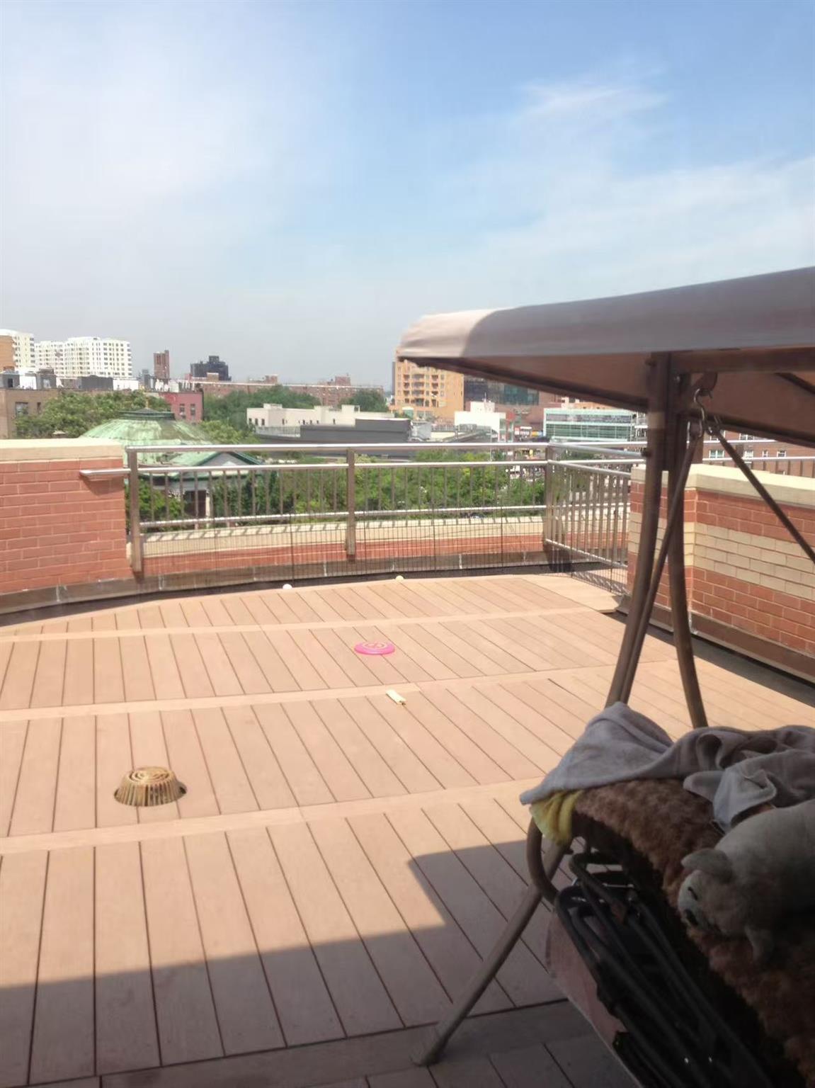 #13 photo, 4207 Kissena Boulevard, クイーンズ区 Flushing , NY 11355