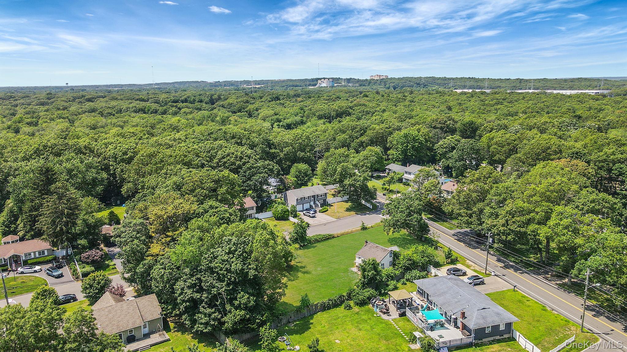 #13 photo, 318 B Johnson Avenue, Ronkonkoma , NY 11779