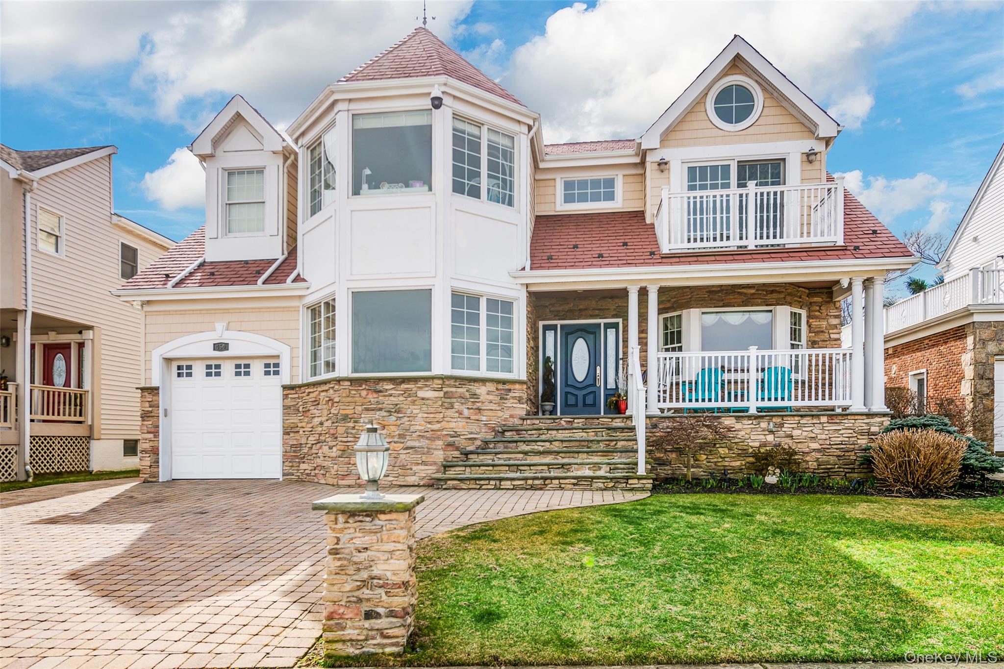 #1 photo, 450 W Bay Drive, ナッソー郡 Long Beach , NY 11561