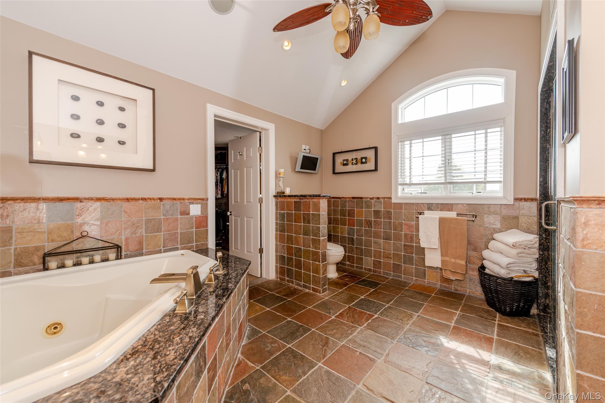 #14 photo, 450 W Bay Drive, ナッソー郡 Long Beach , NY 11561