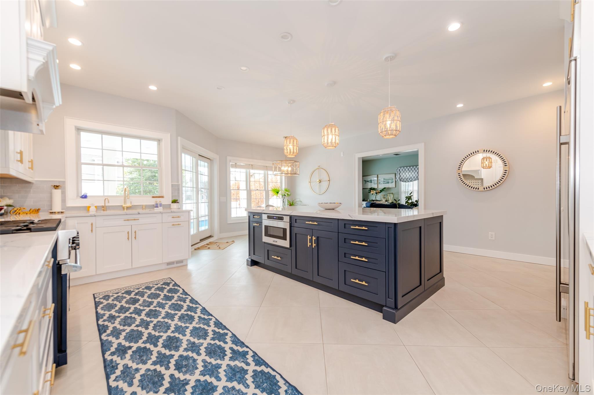 #9 photo, 450 W Bay Drive, ナッソー郡 Long Beach , NY 11561