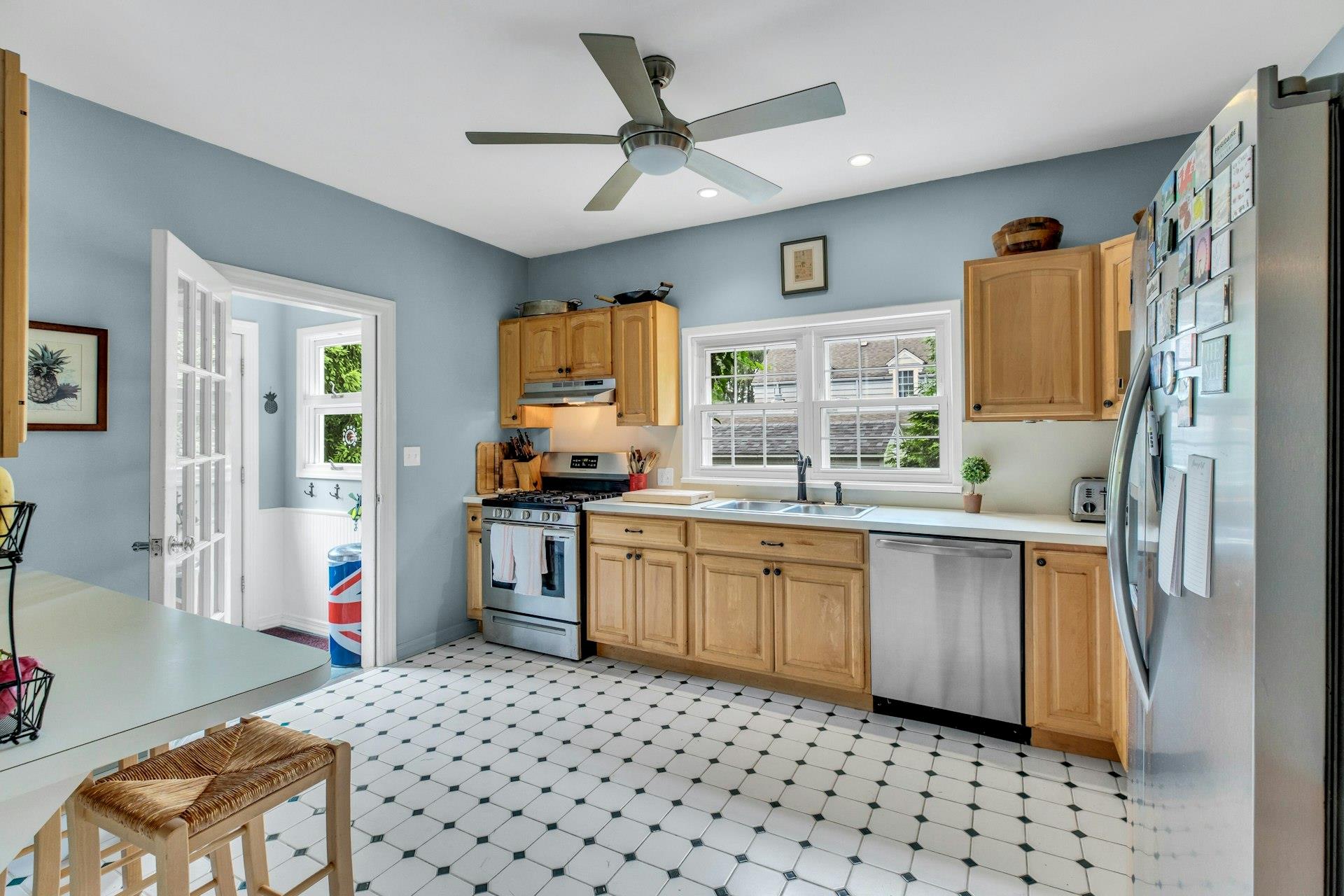 #10 photo, 285 Lakeview Avenue, サフォーク郡 Brightwaters , NY 11718