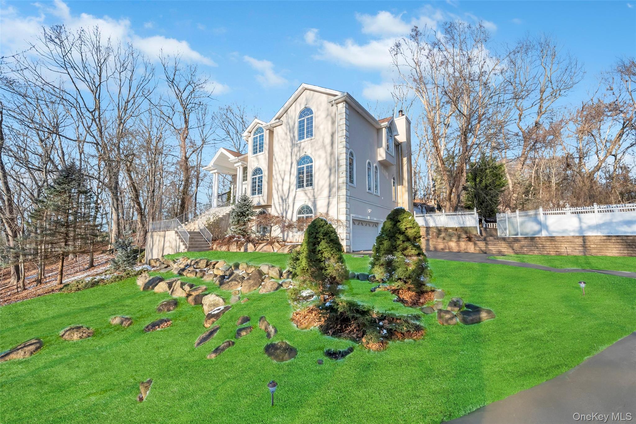 #1 photo, 141 Shore Road, 東長島 Mount Sinai , NY 11766