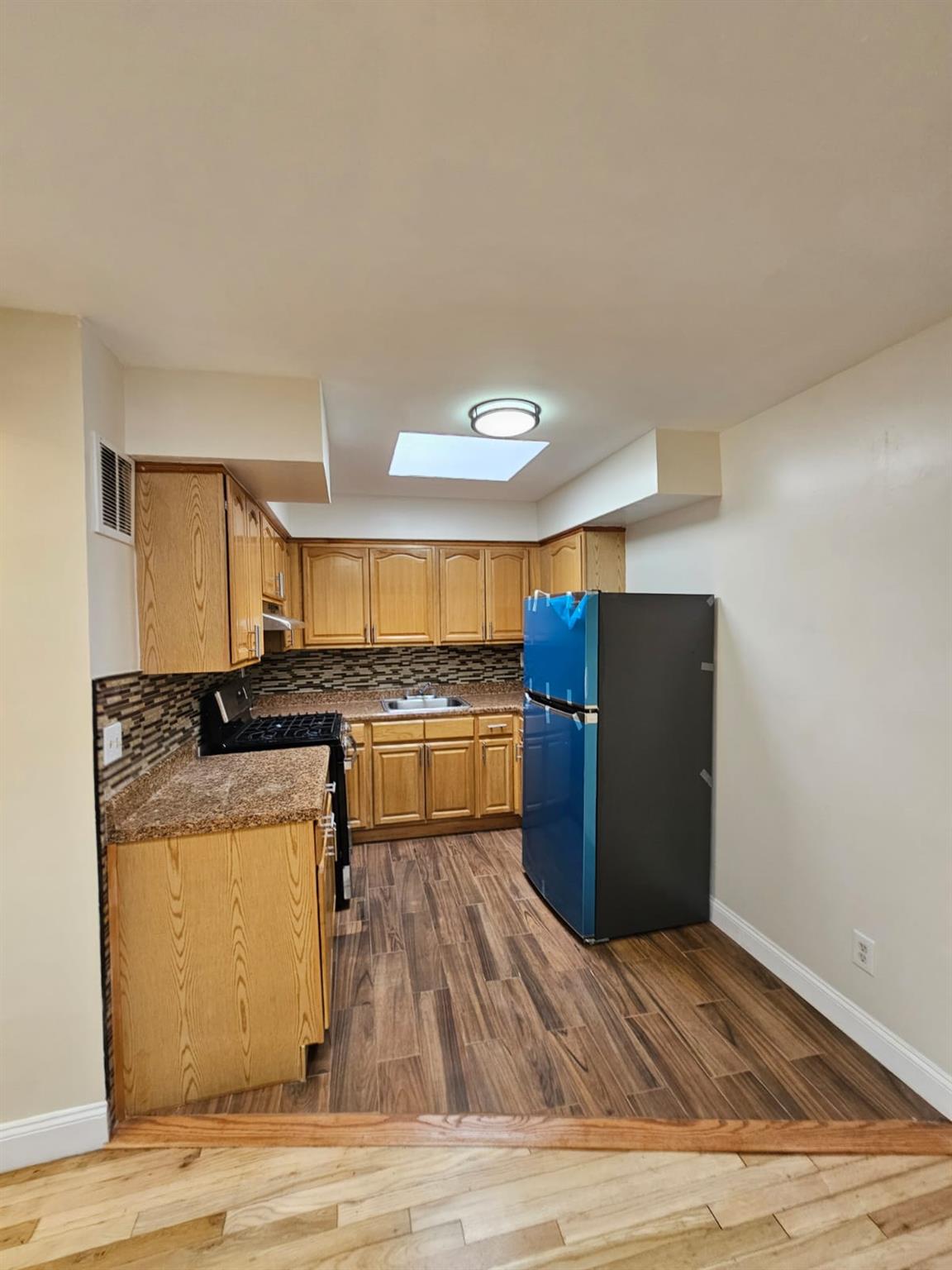 #4 photo, 131 S 14th Avenue, Mount Vernon , NY 10550