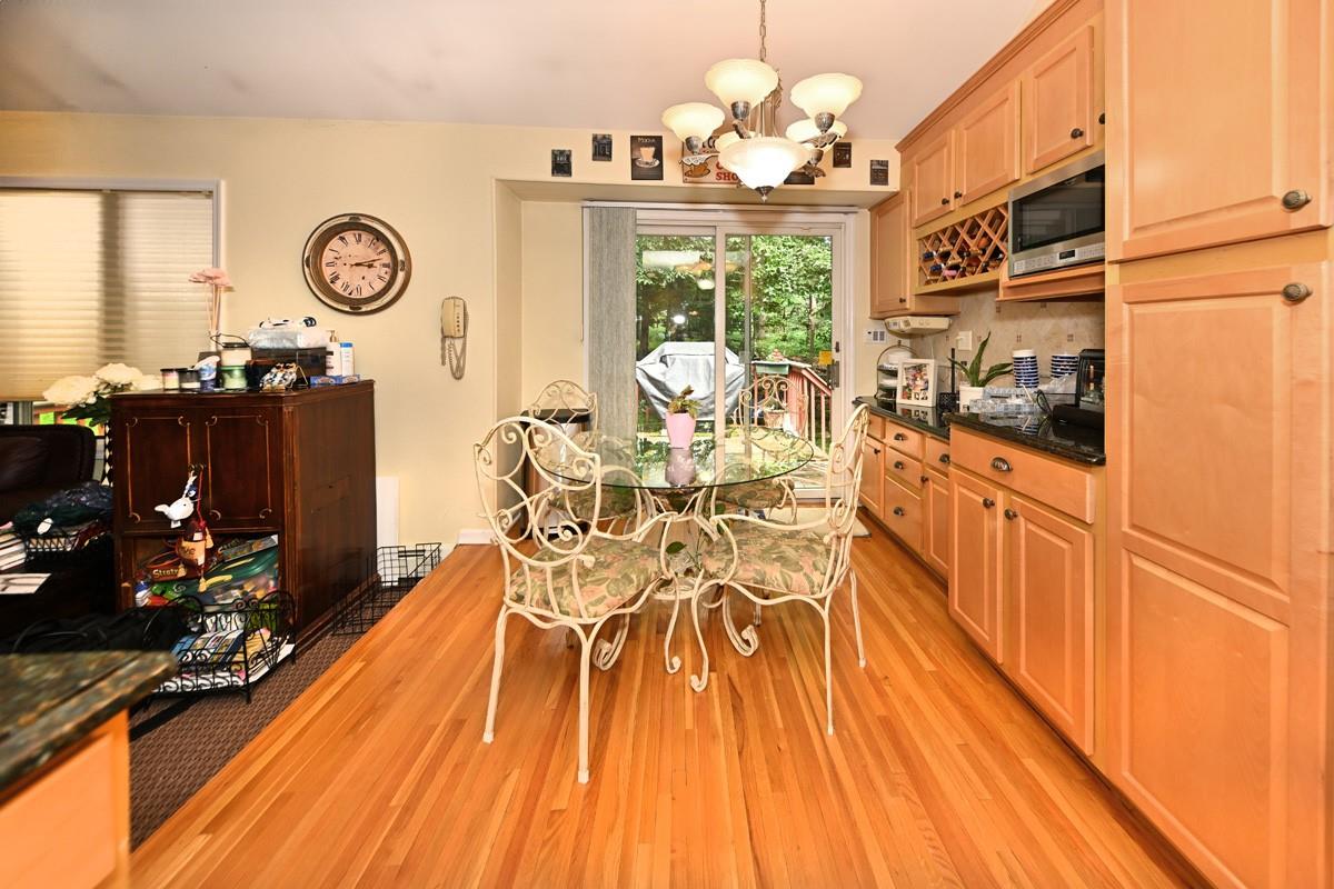 #14 photo, 17 E Stemmer Lane, Suffern , NY 10901