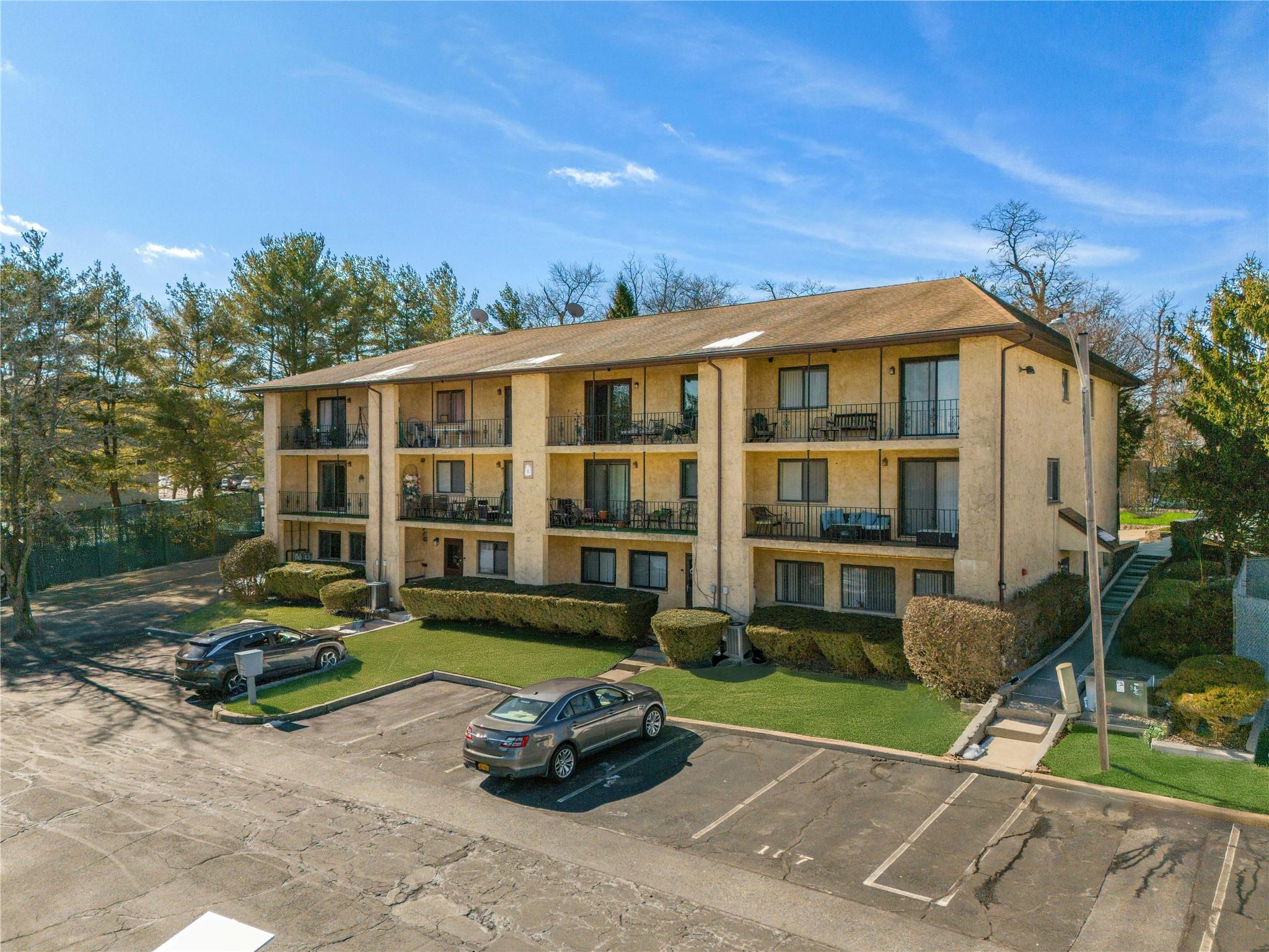 #1 photo, 5 Omni Parc Drive, 紐約州 Nanuet , NY 10954