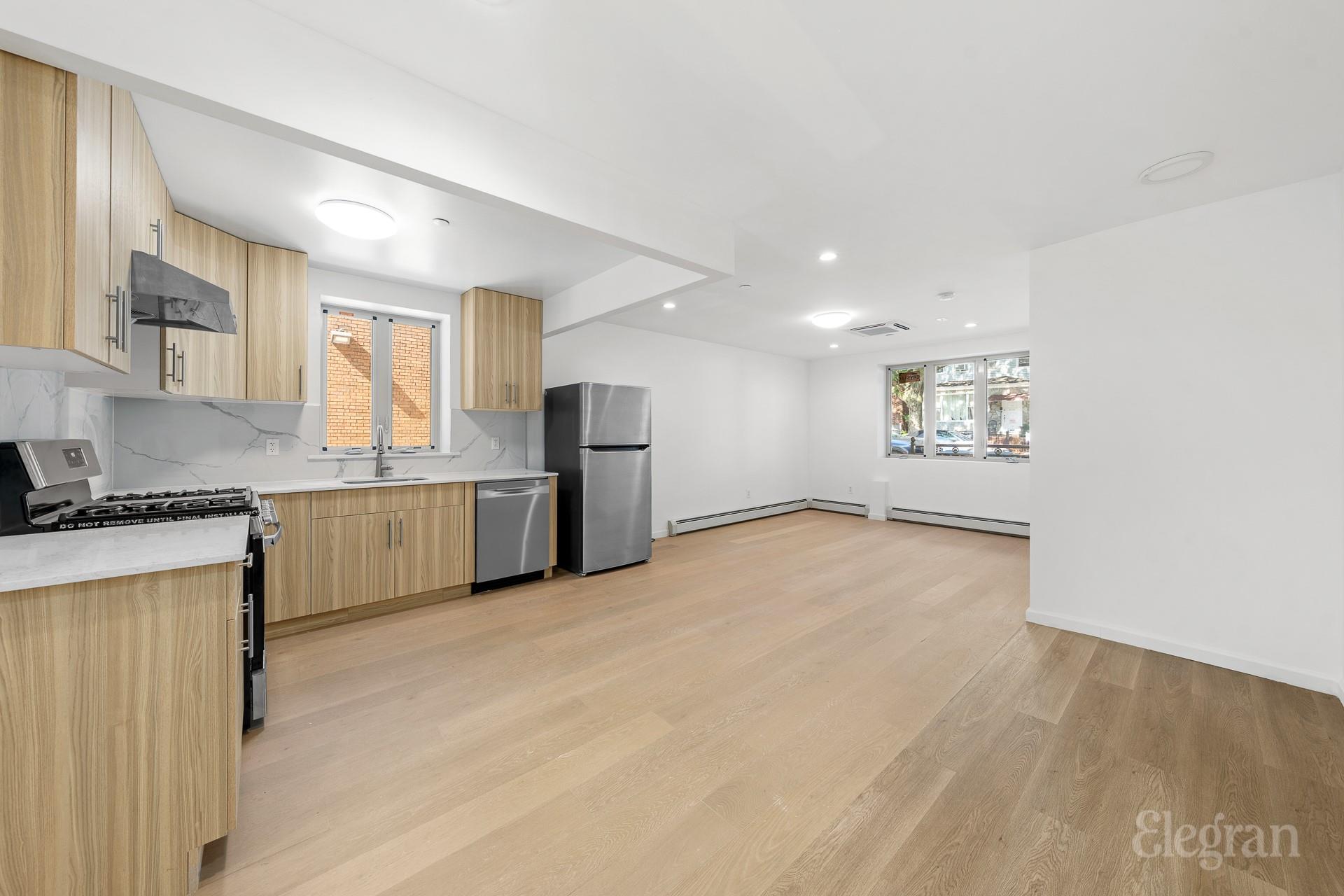 #1 photo, 39-57 57th Street, 皇后區 木邊 Woodside , NY 11377