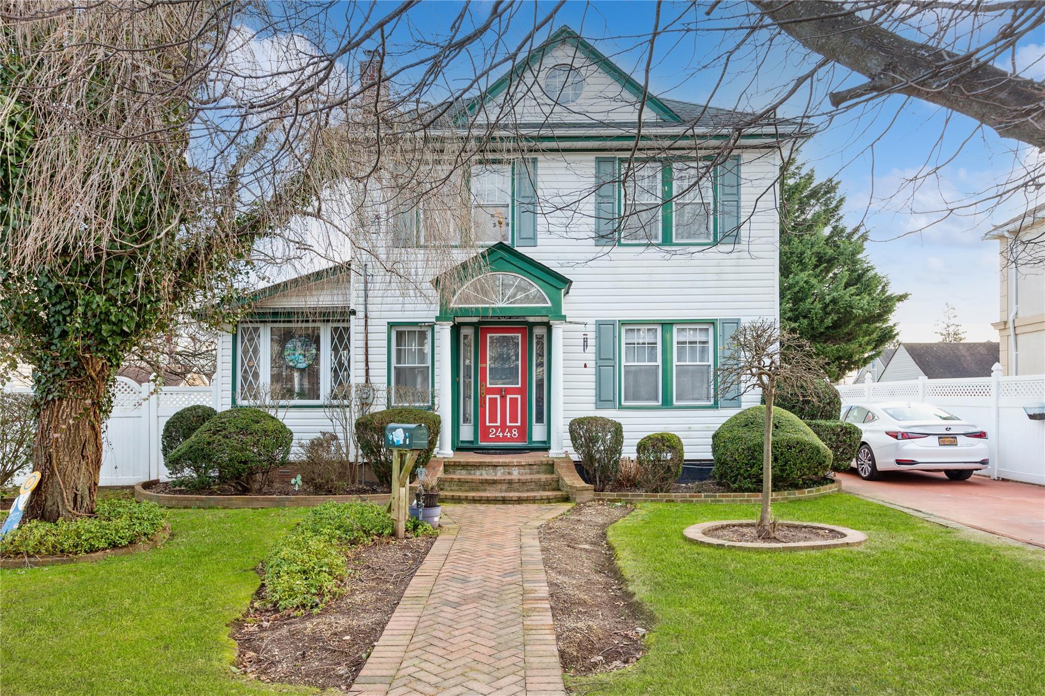 #1 photo, 2448 Amherst Street, 長島 East Meadow , NY 11554