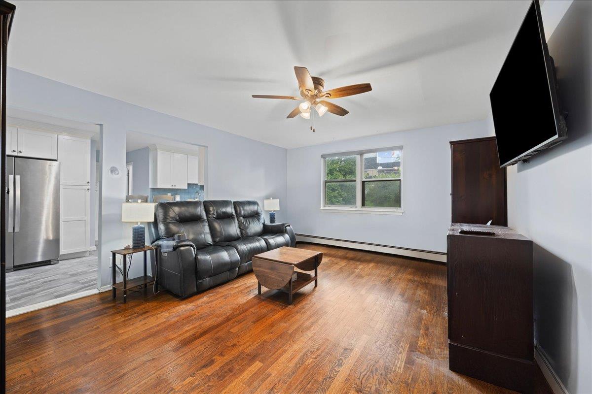 #1 photo, 1690 Grand Avenue, 長島 Baldwin , NY 11510