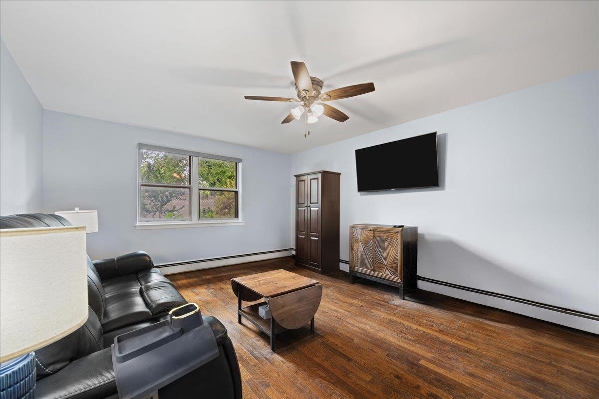 #2 photo, 1690 Grand Avenue, 長島 Baldwin , NY 11510