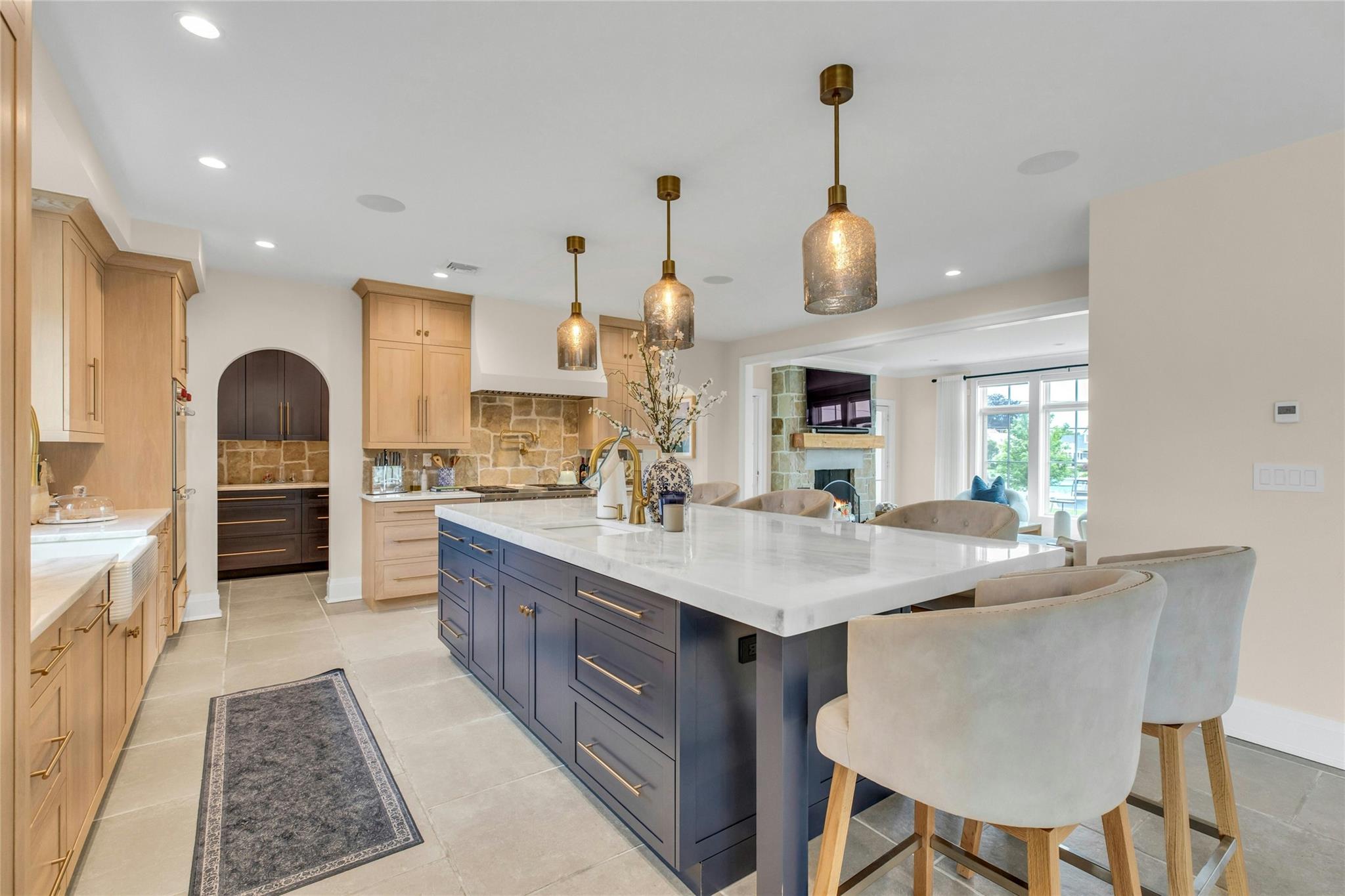 #14 photo, 52 Concourse, サフォーク郡 Brightwaters , NY 11718