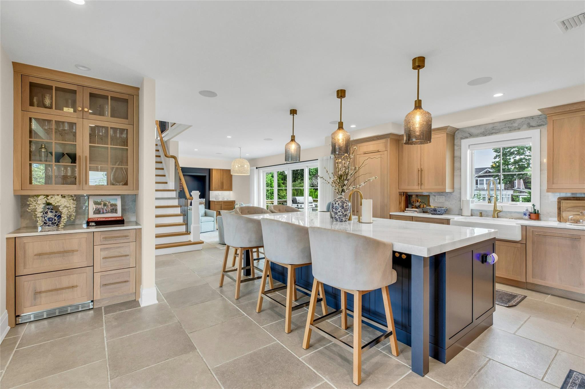 #17 photo, 52 Concourse, サフォーク郡 Brightwaters , NY 11718