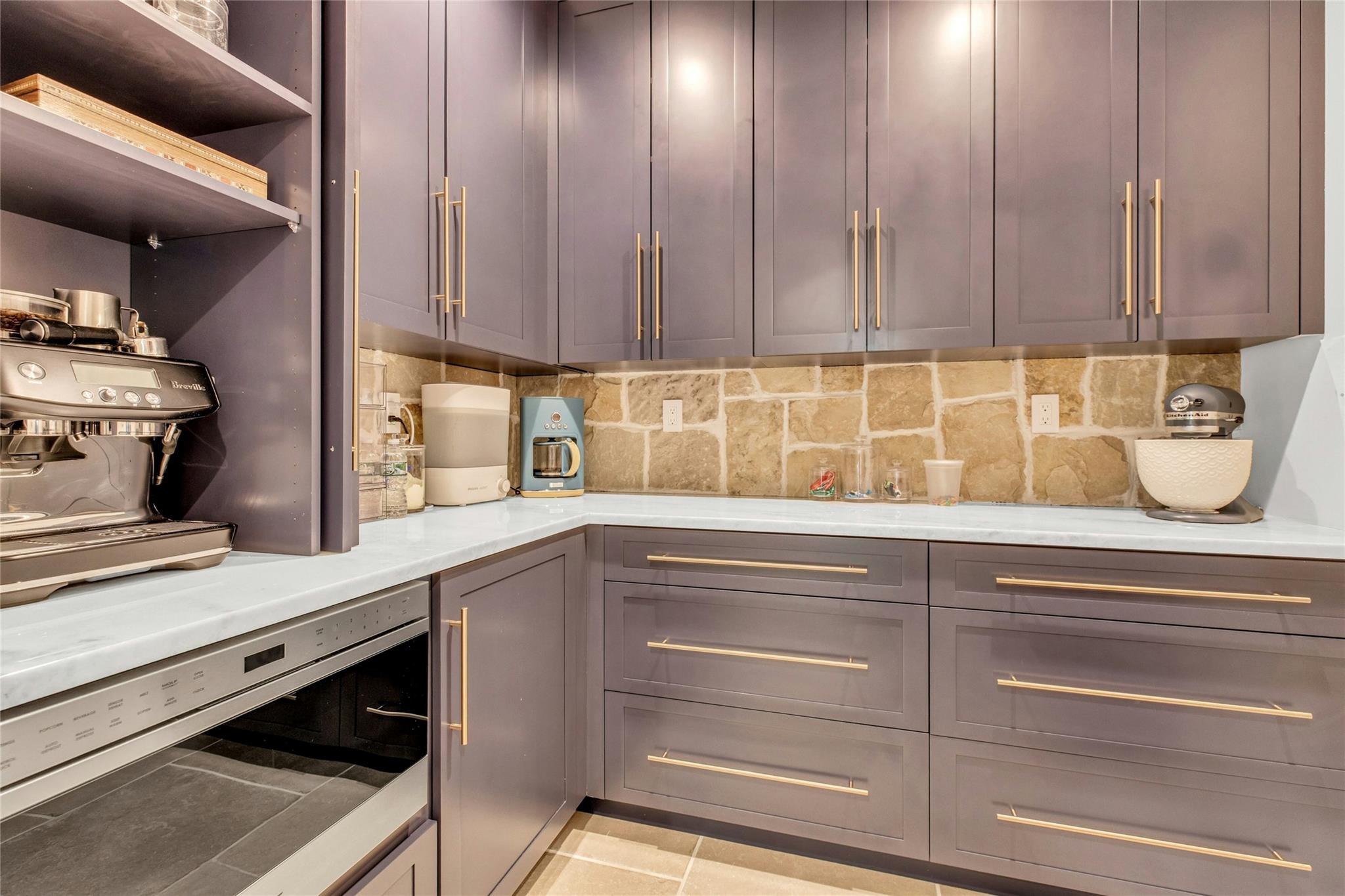 #20 photo, 52 Concourse, サフォーク郡 Brightwaters , NY 11718