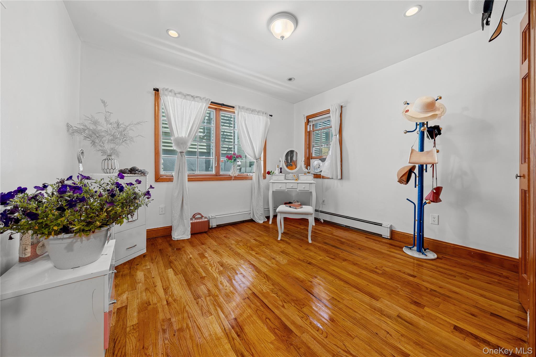 #8 photo, 84 Nebraska Street, ナッソー郡 Long Beach , NY 11561