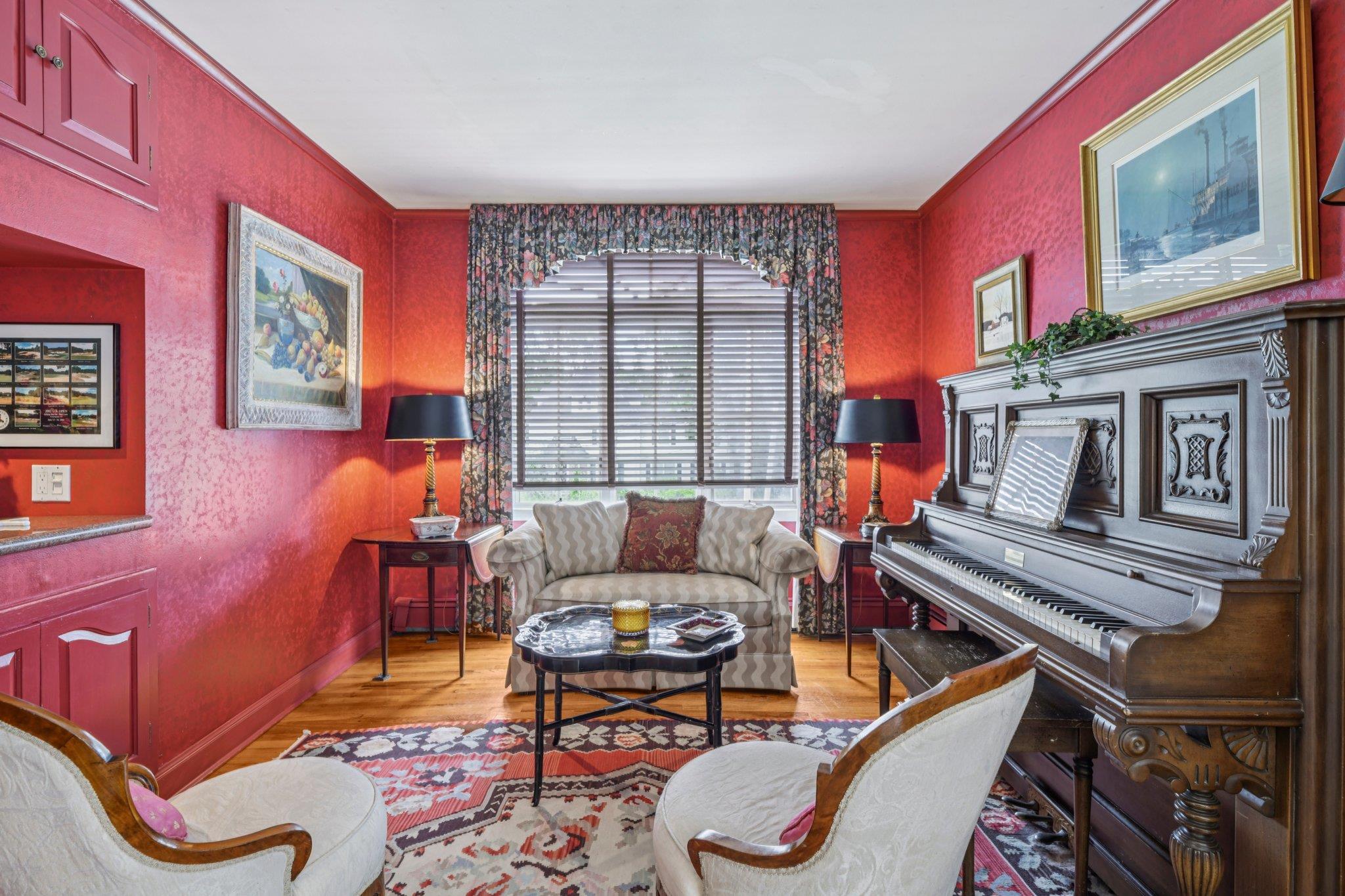 #6 photo, 402 N Village Avenue, ナッソー郡 Rockville Centre , NY 11570