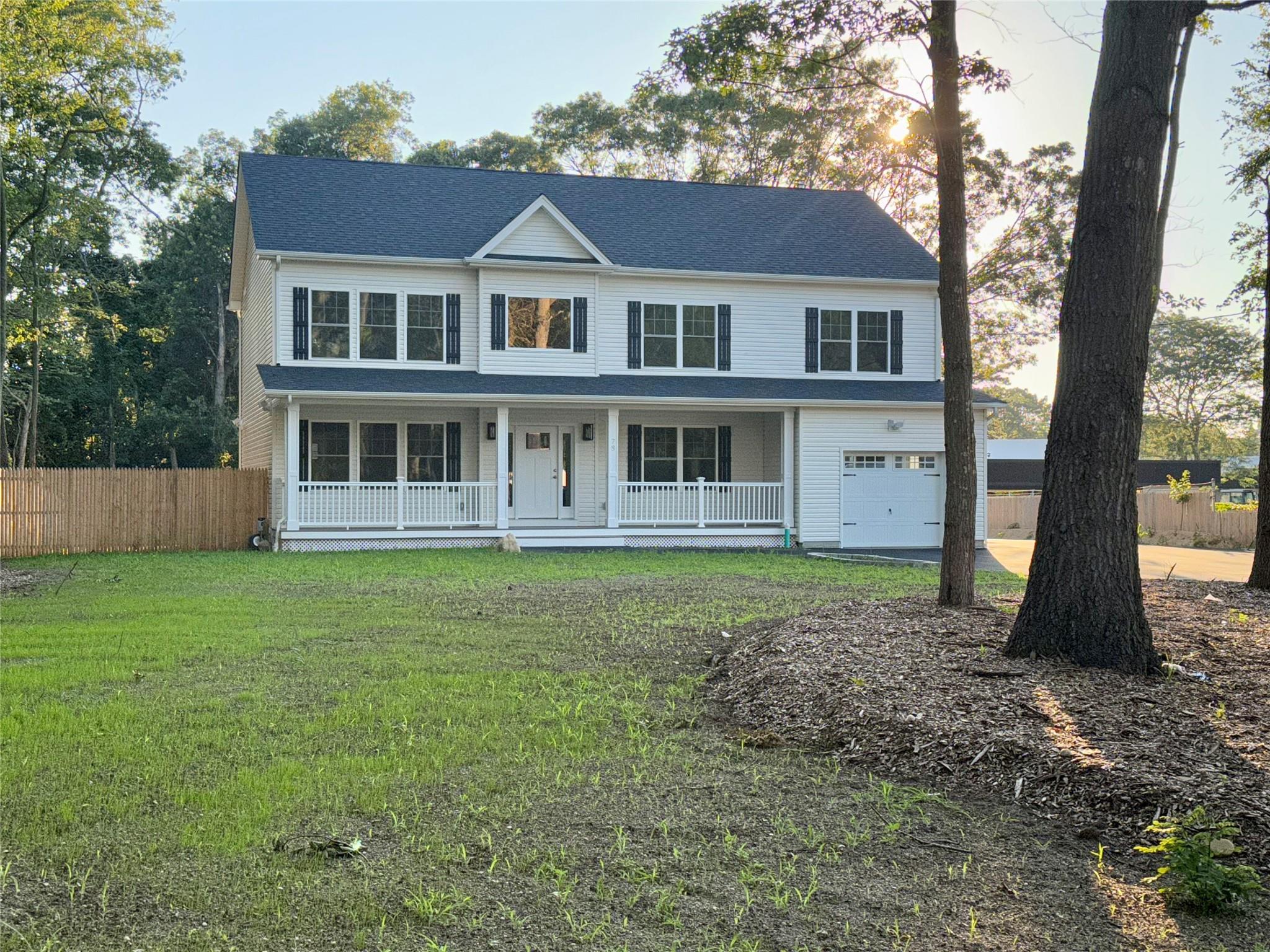 #1 photo, 78 Horseblock Road, سوفولك Centereach , NY 11720