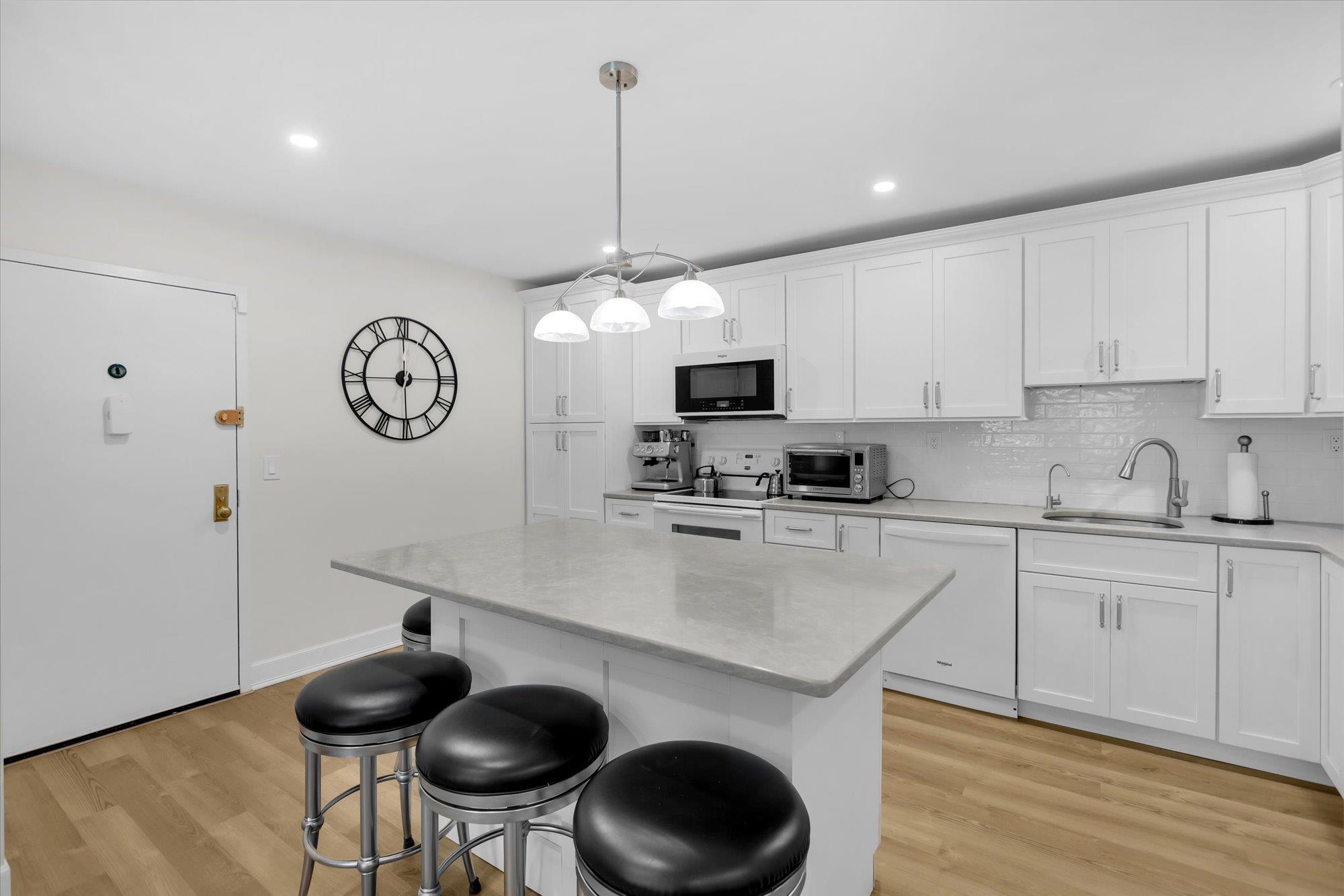 #1 photo, 42 Richmond Boulevard, 東長島 Ronkonkoma , NY 11779