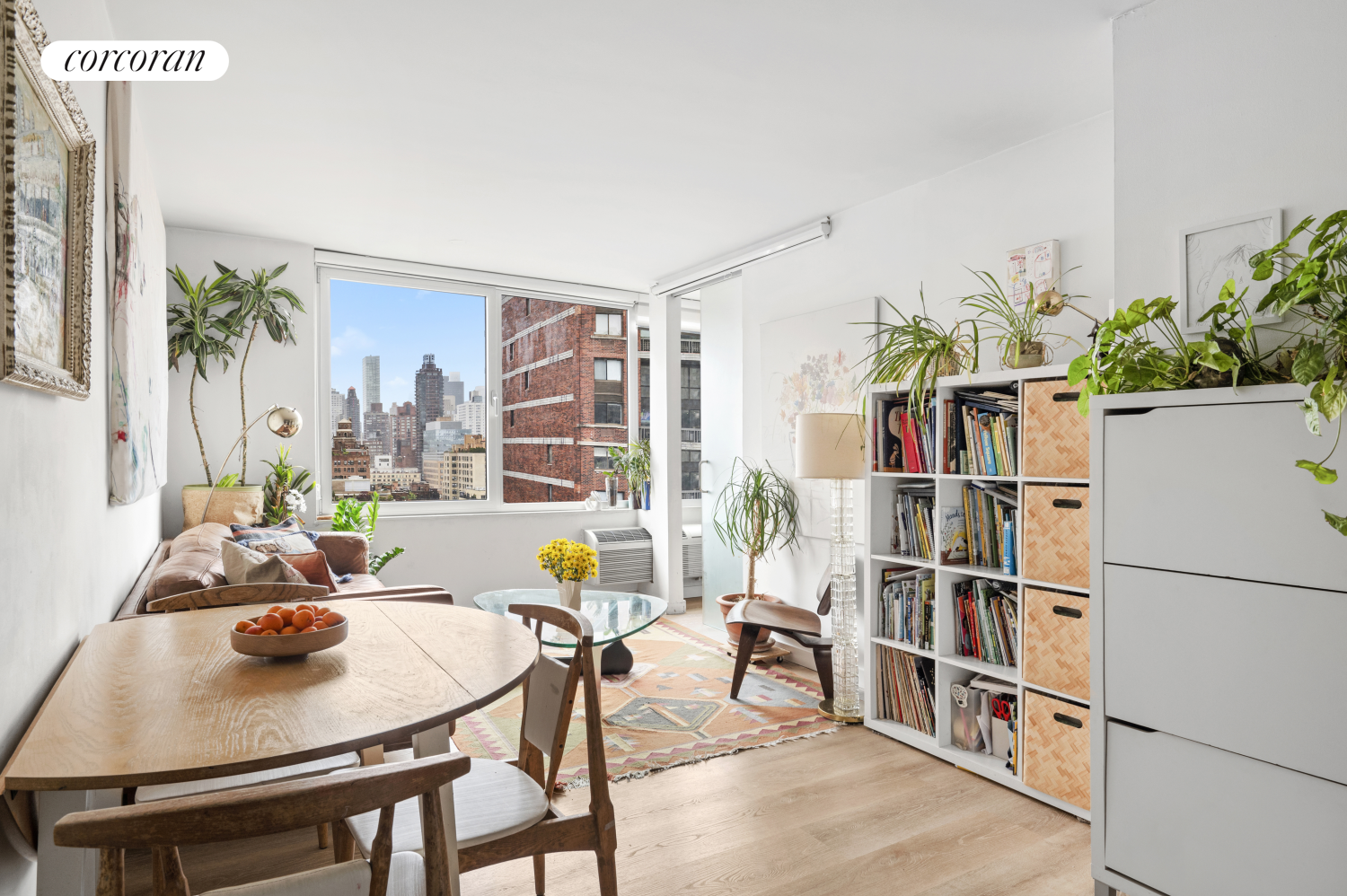 #1 photo, 353 E 72ND Street, מנהטן Lenox Hill , NY 10021