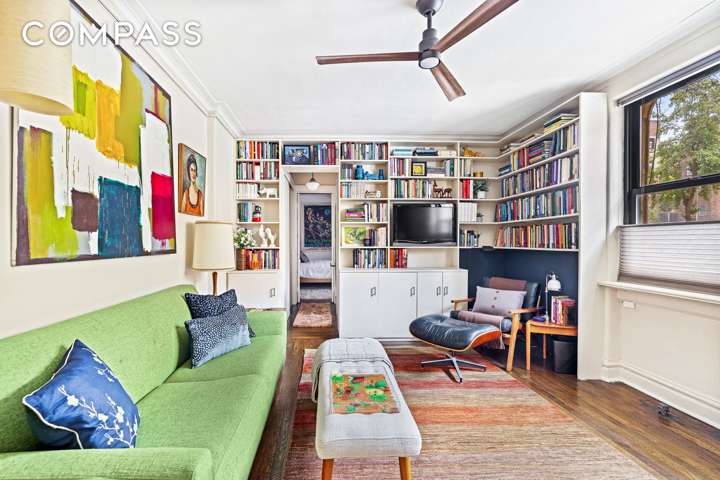 #1 photo, 319 W 18th Street, 曼哈頓 切尔西 Chelsea , NY 10011