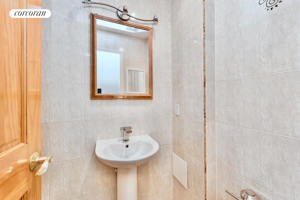 #12 photo, New York City, East Harlem , NY 10035