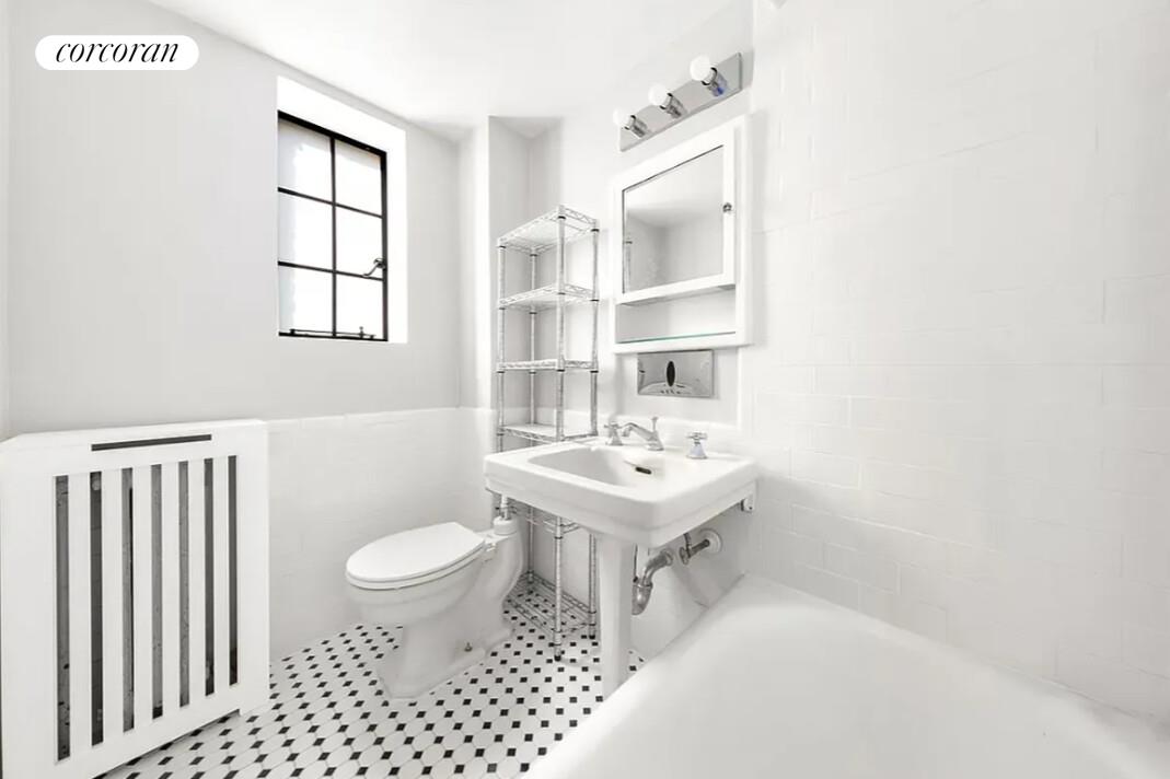 #6 photo, 325 E 41ST Street, マンハッタン Murray Hill , NY 10017