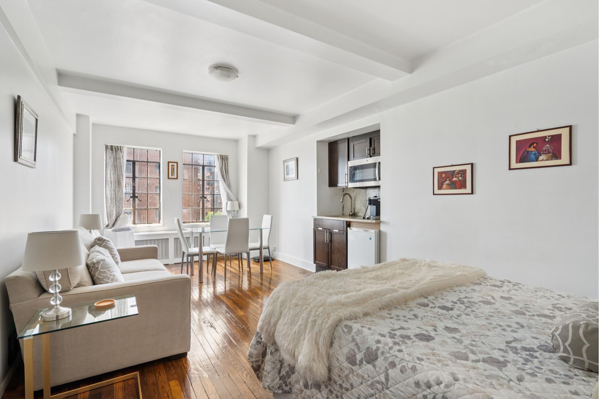 #3 photo, 45 TUDOR CITY Place, マンハッタン Turtle Bay , NY 10017