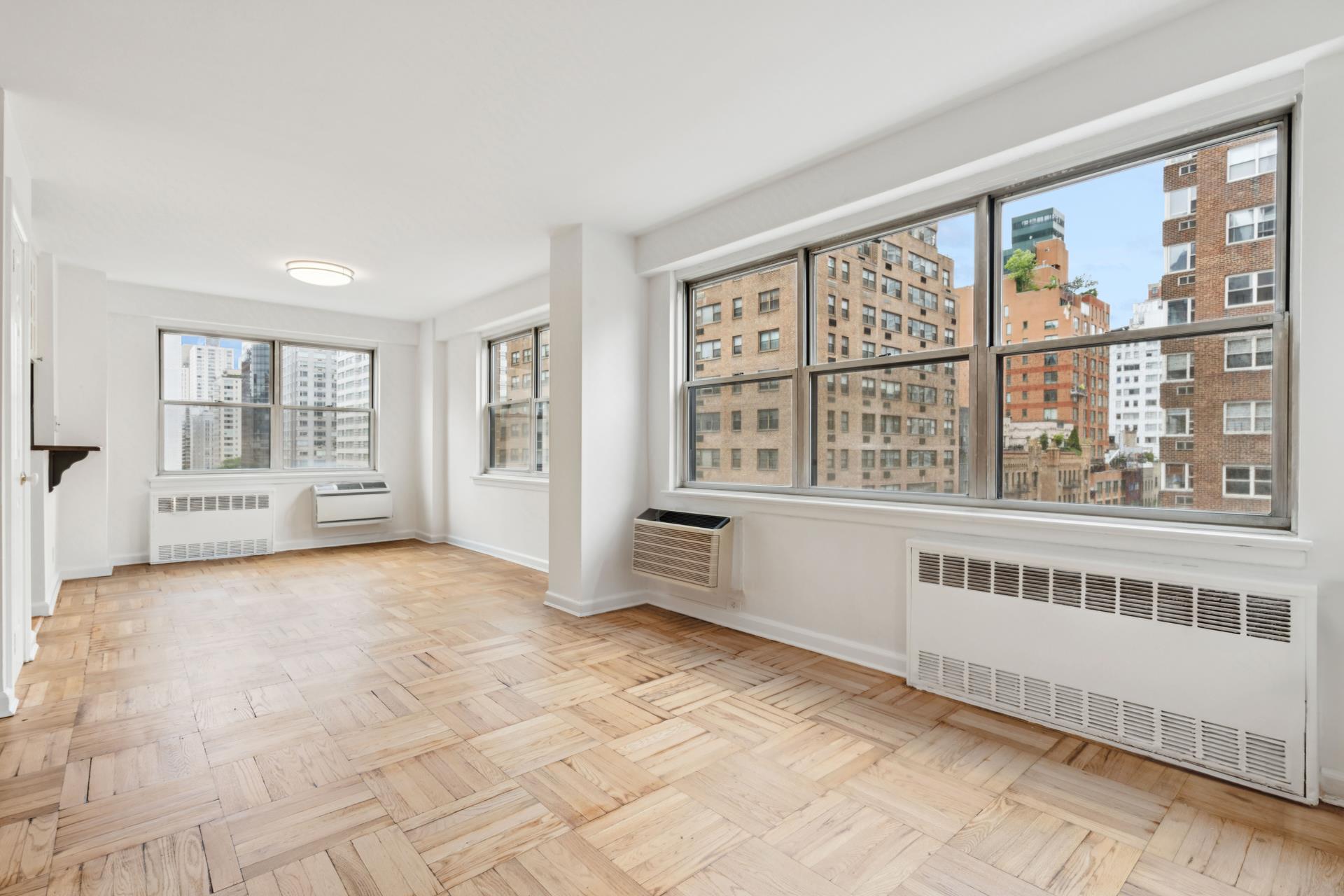 #1 photo, 300 E 71ST Street, Lenox Hill , NY 10021