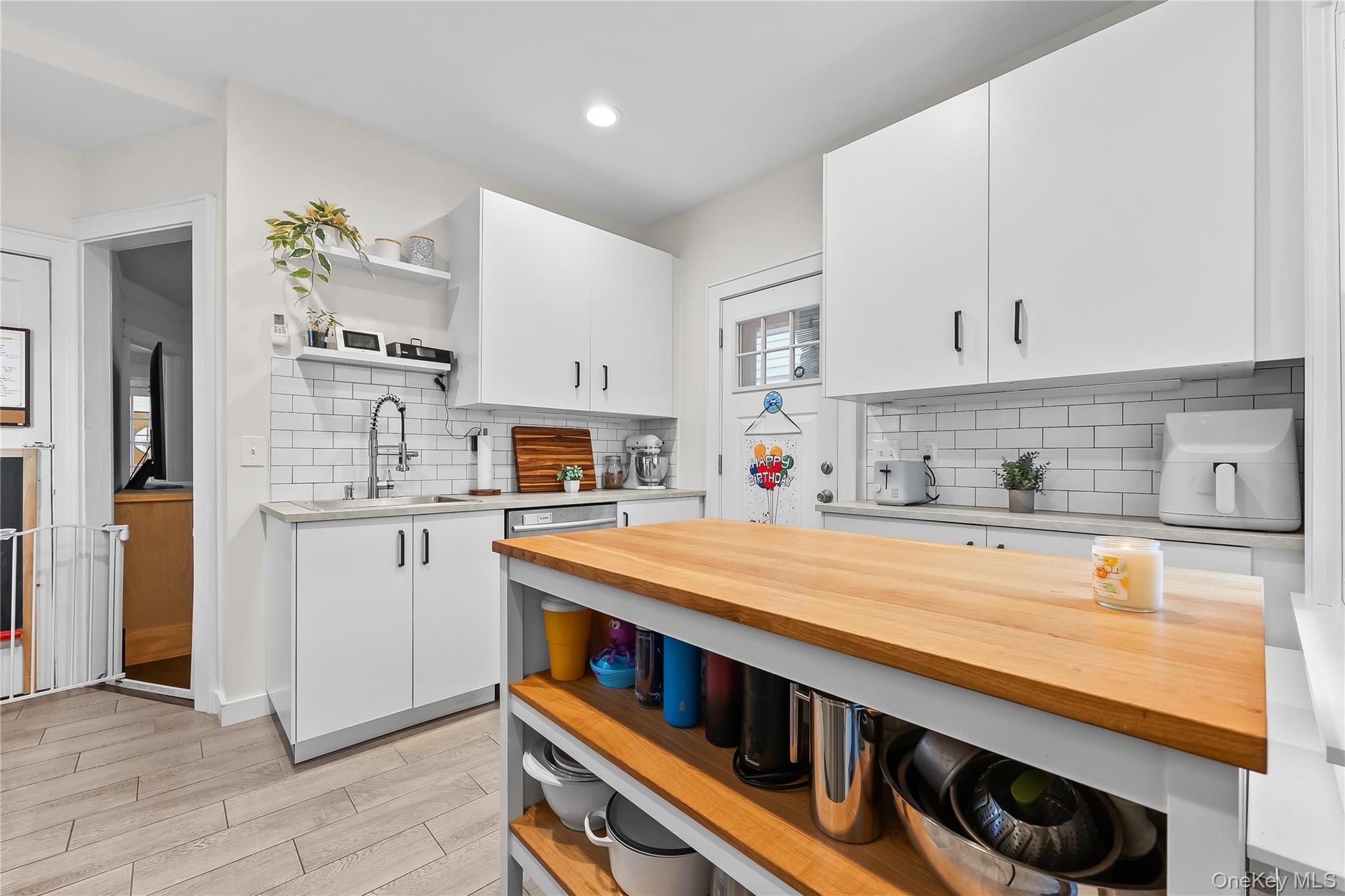 #10 photo, 157 Beechwood Avenue, Mount Vernon , NY 10553