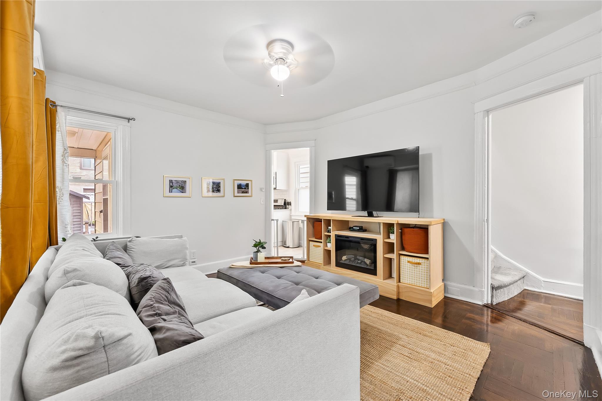 #2 photo, 157 Beechwood Avenue, Mount Vernon , NY 10553