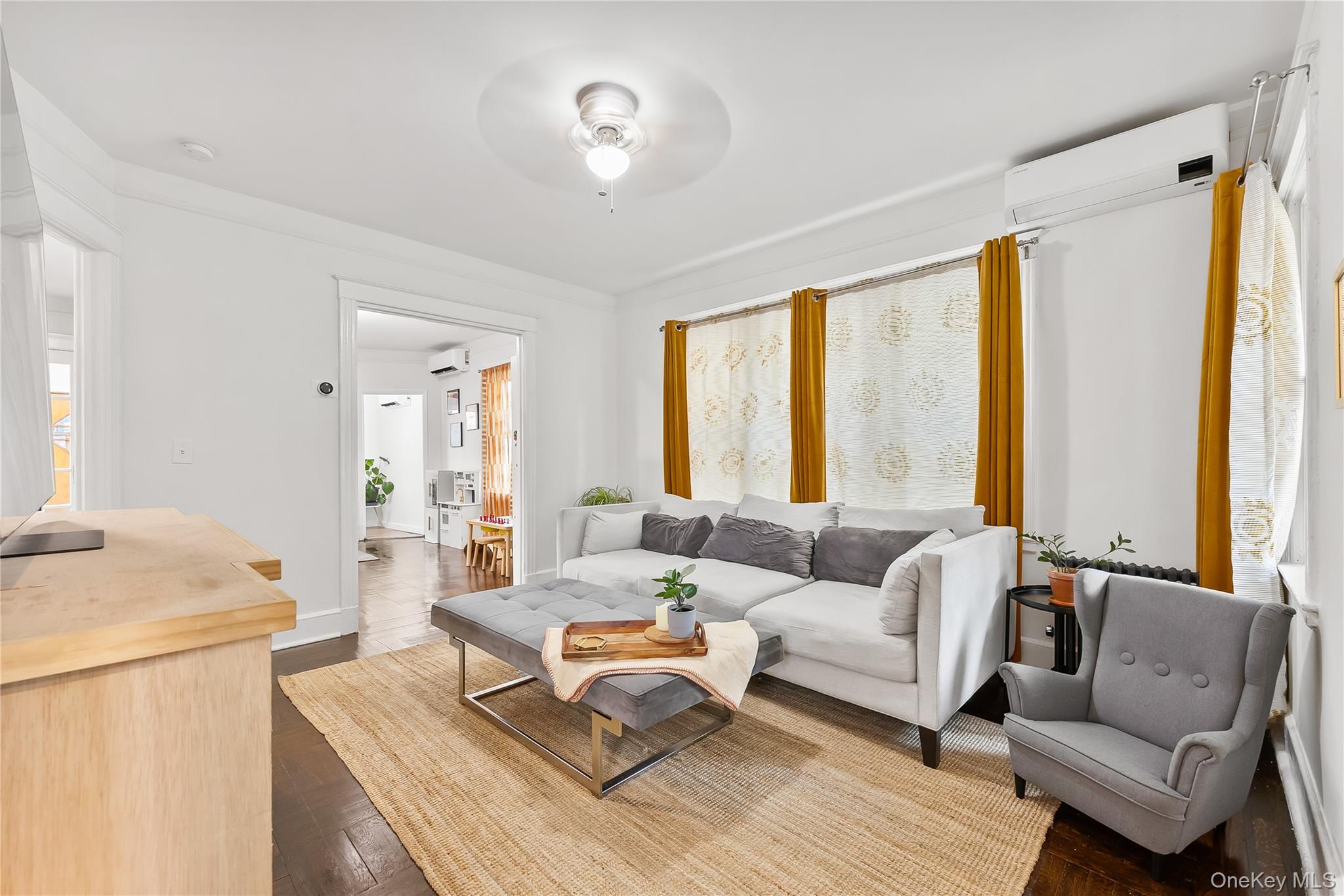 #3 photo, 157 Beechwood Avenue, Mount Vernon , NY 10553