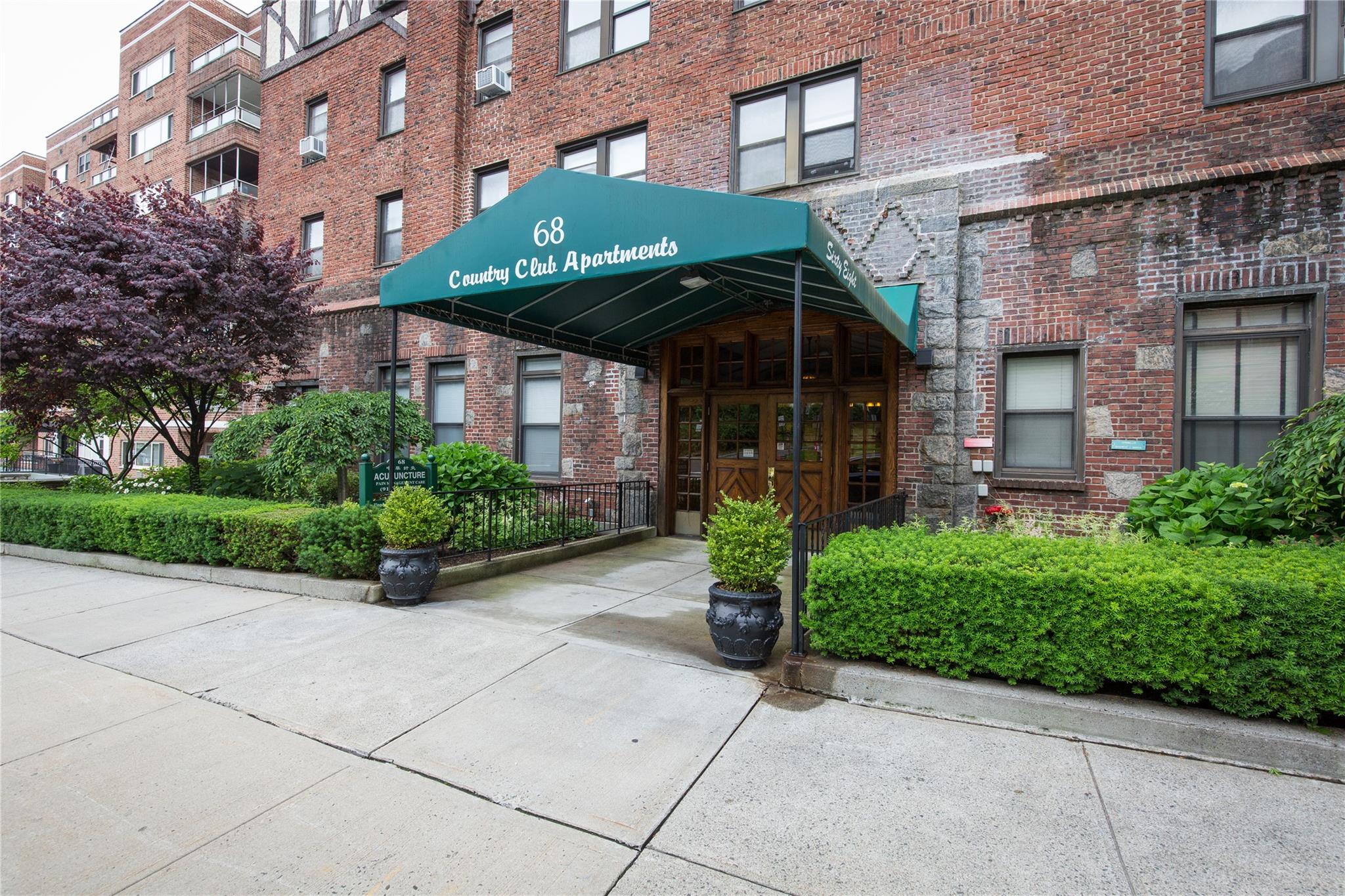 #1 photo, 68 E Hartsdale Avenue, 紐約州 Hartsdale , NY 10530