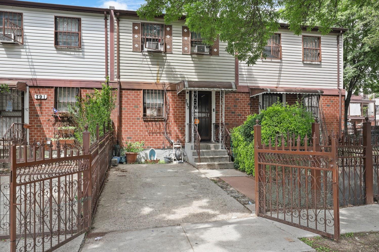 #1 photo, 793 Jackson Avenue, برونكس Bronx , NY 10456